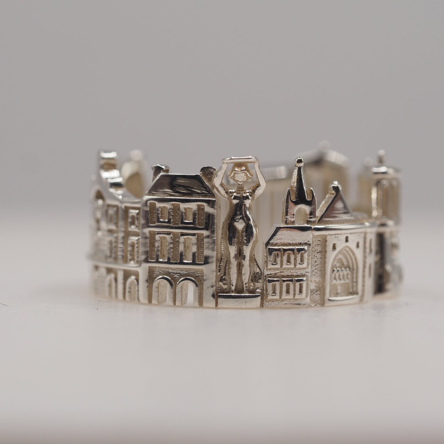 Luxembourg Ring