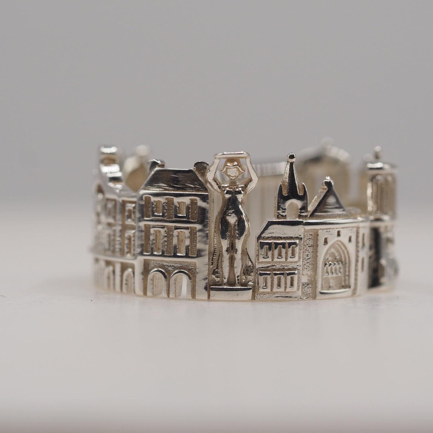 Luxembourg Ring