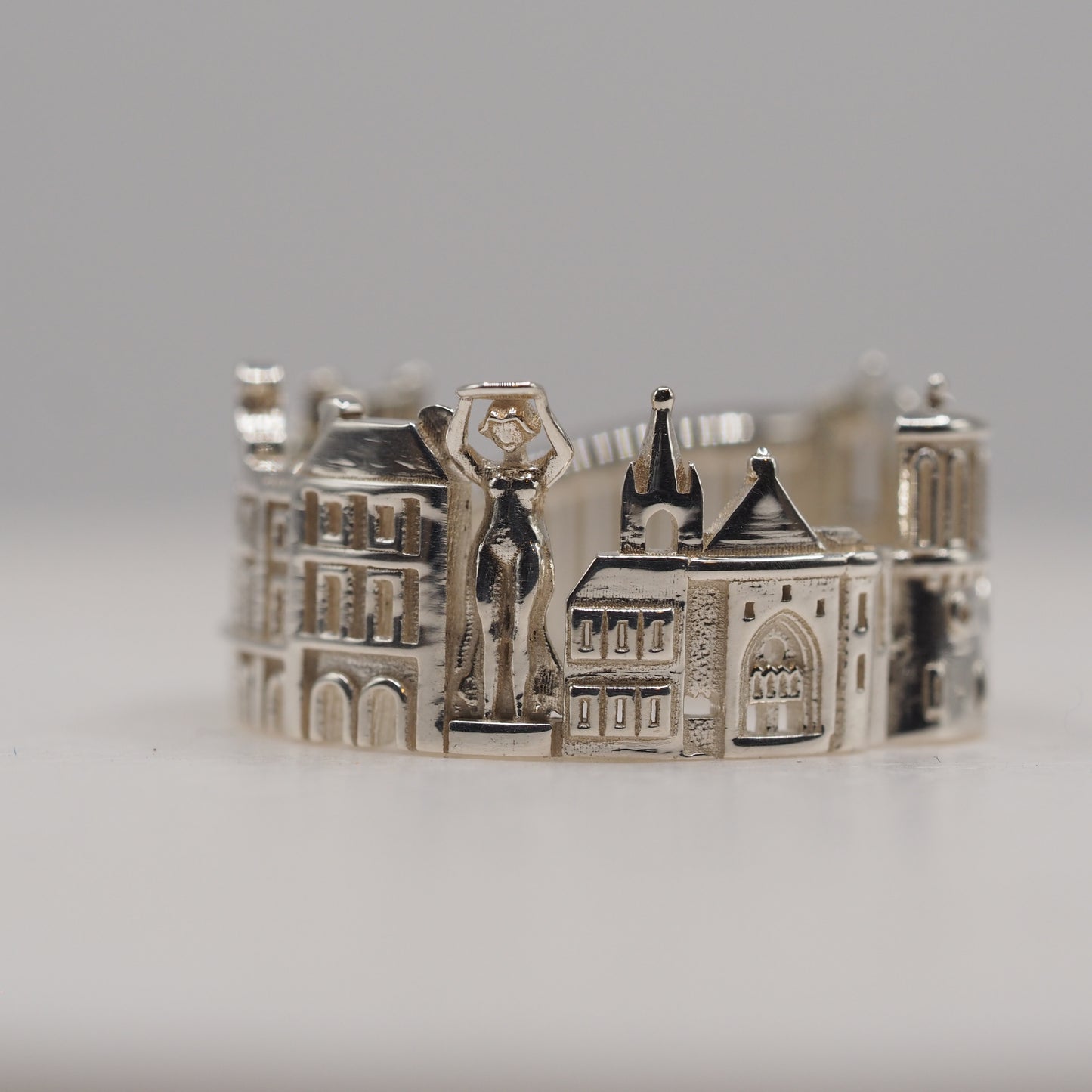 Luxembourg Ring