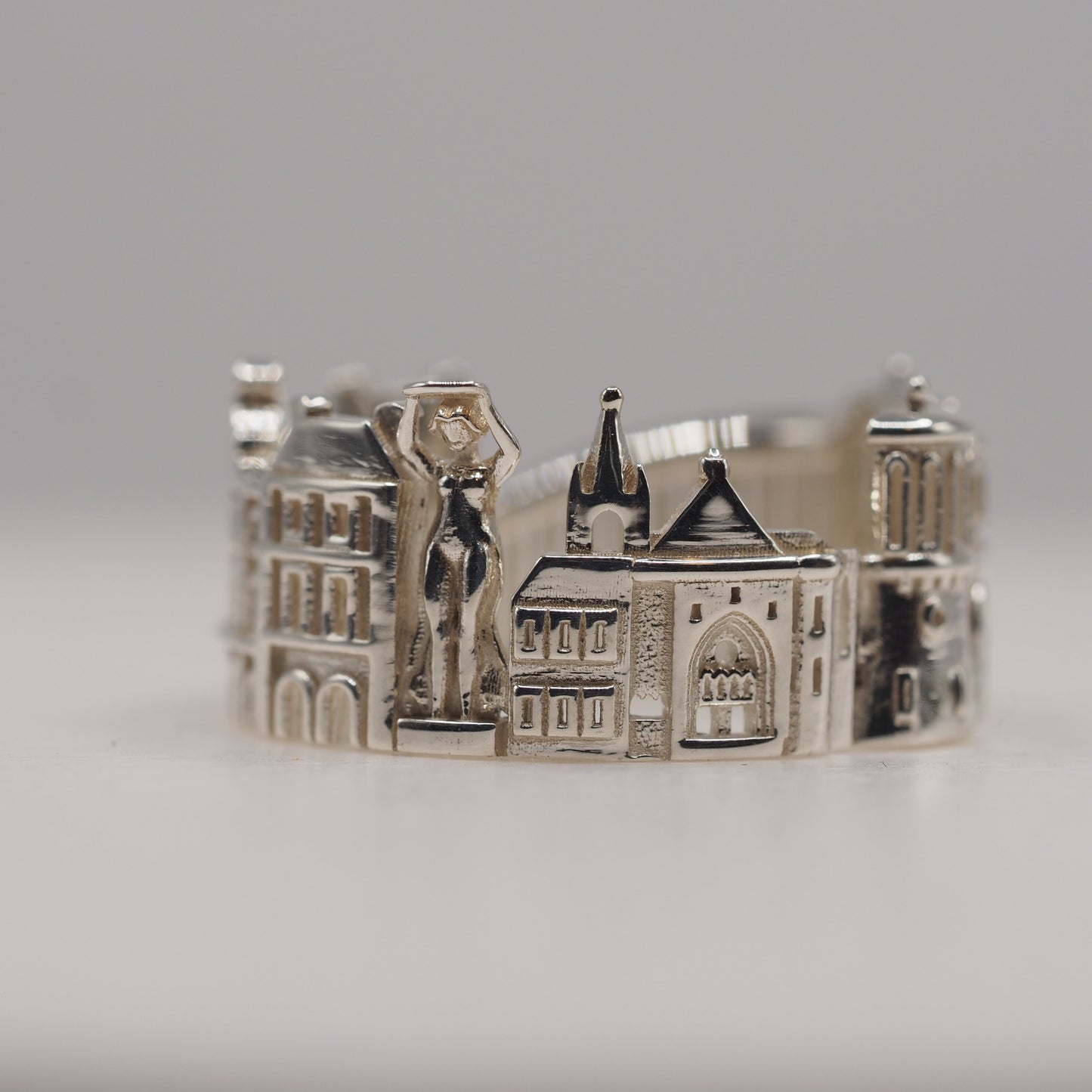 Luxembourg Ring