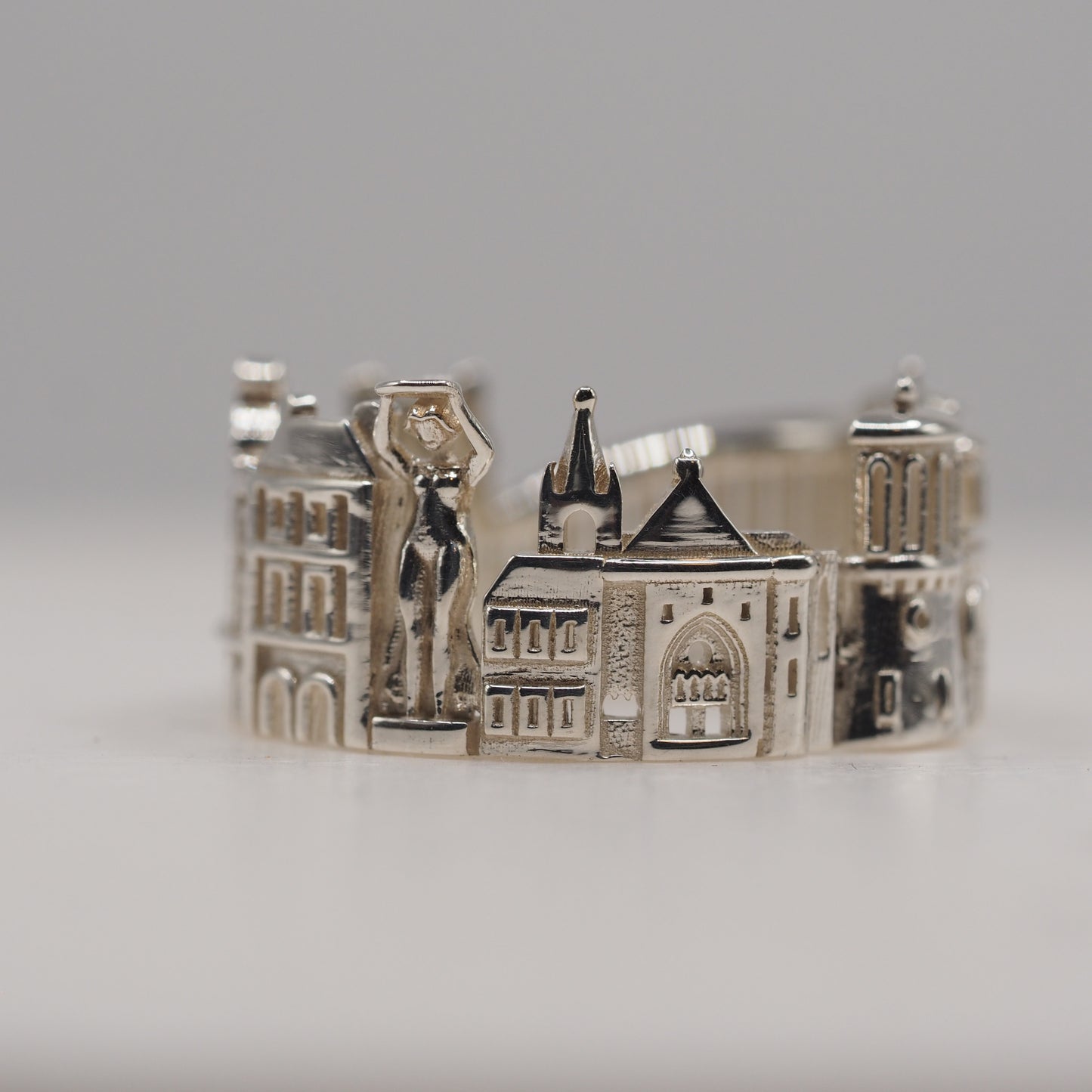 Luxembourg Ring