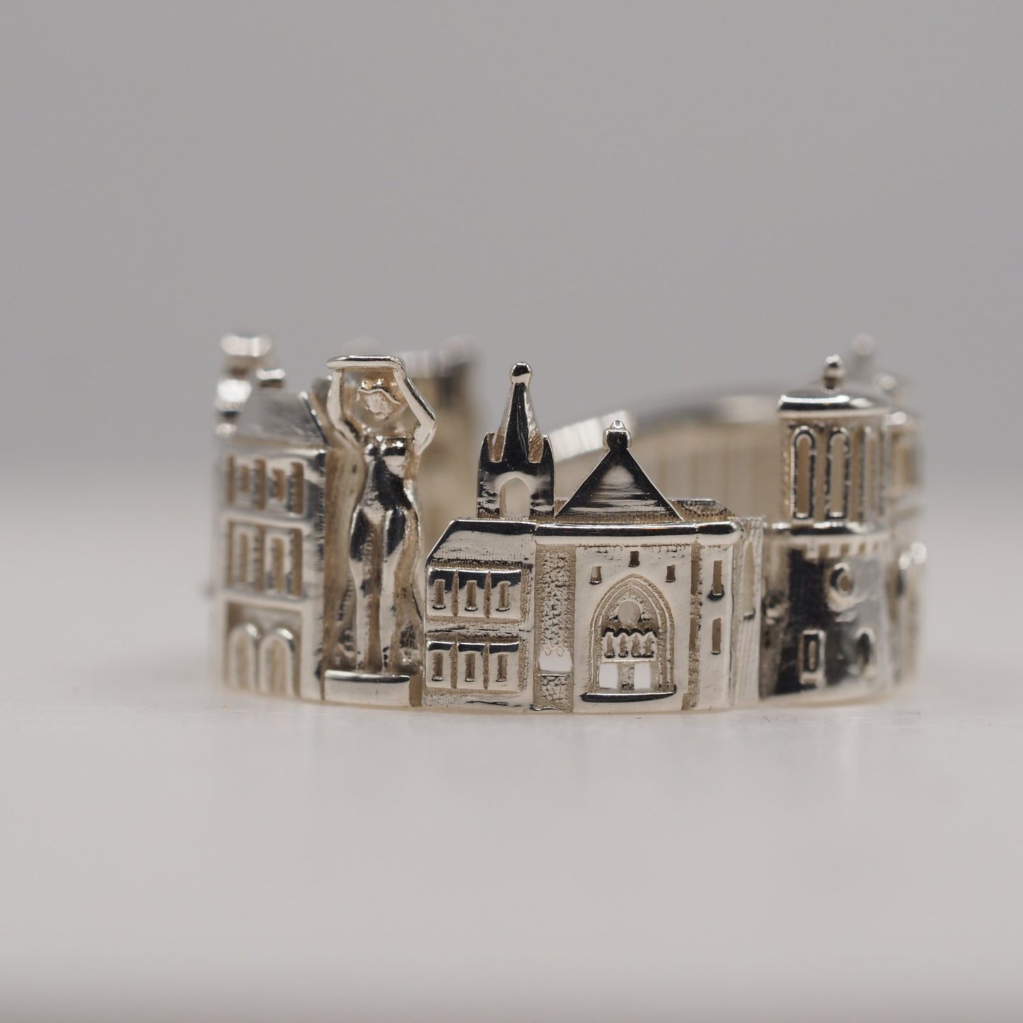 Luxembourg Ring