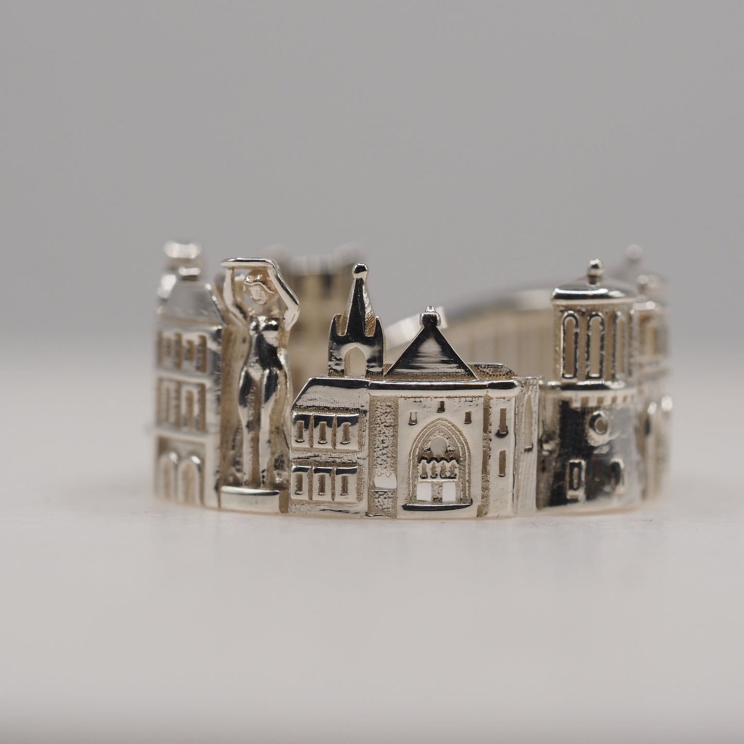 Luxembourg Ring