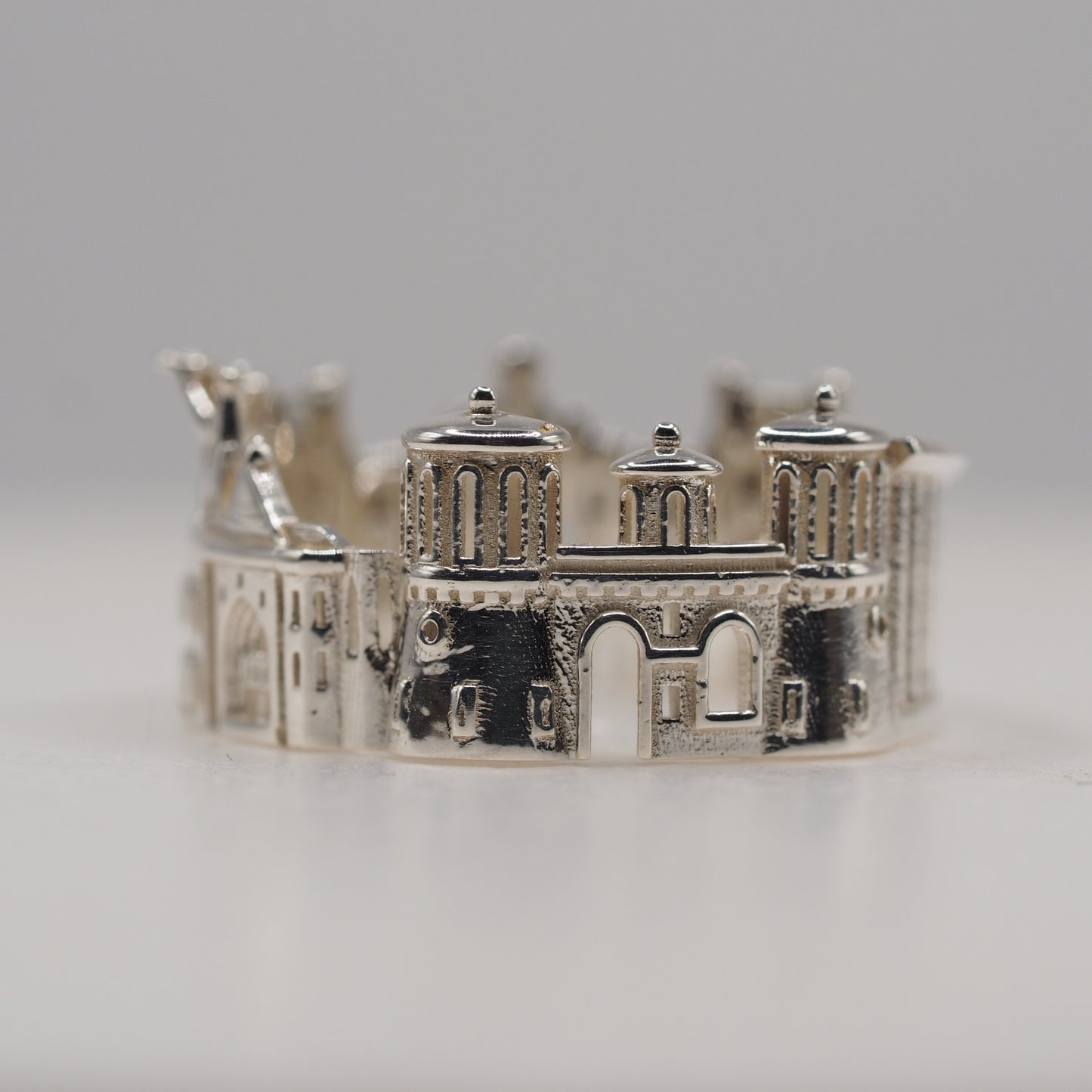 Luxembourg Ring