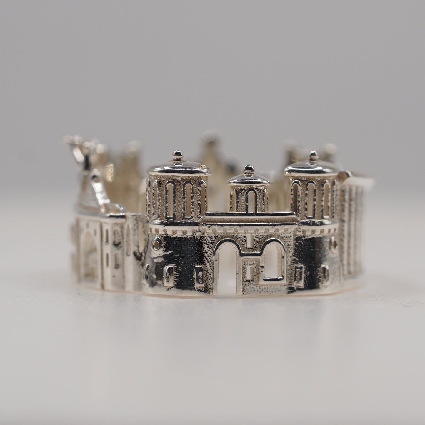 Luxembourg Ring