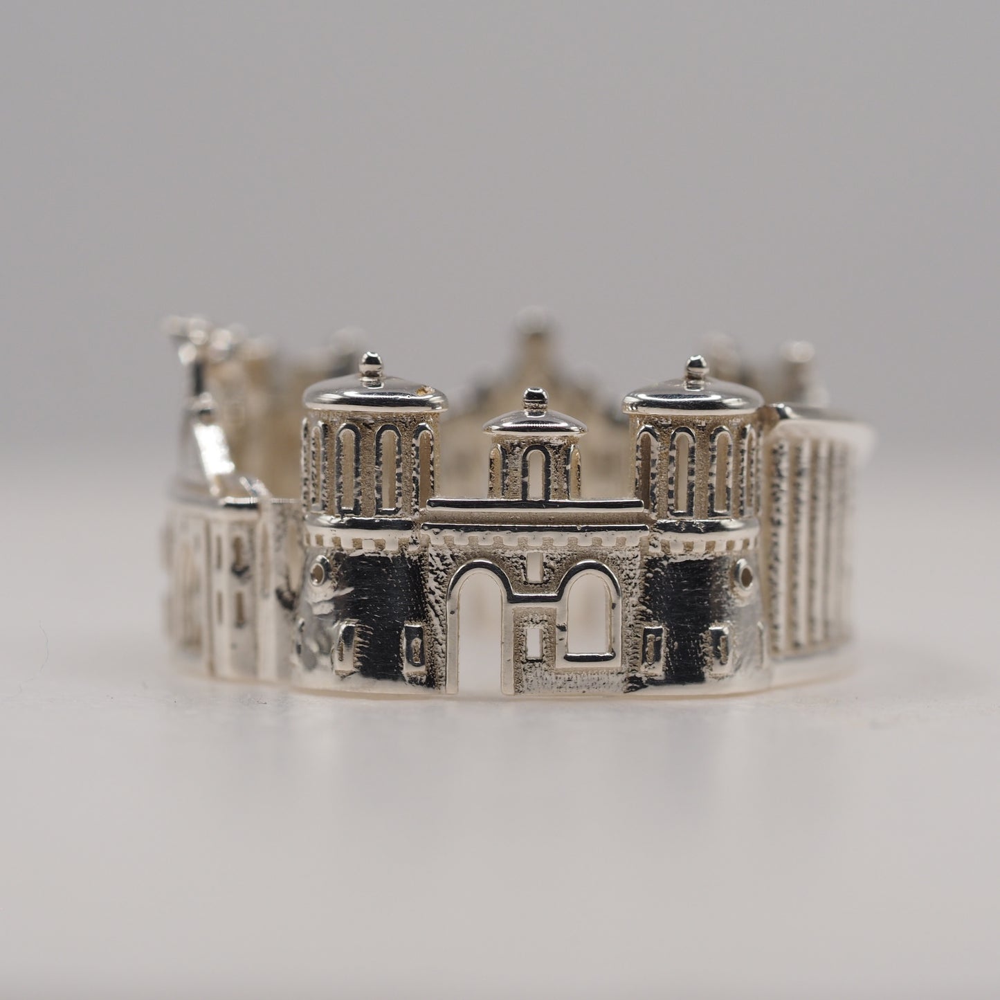 Luxembourg Ring