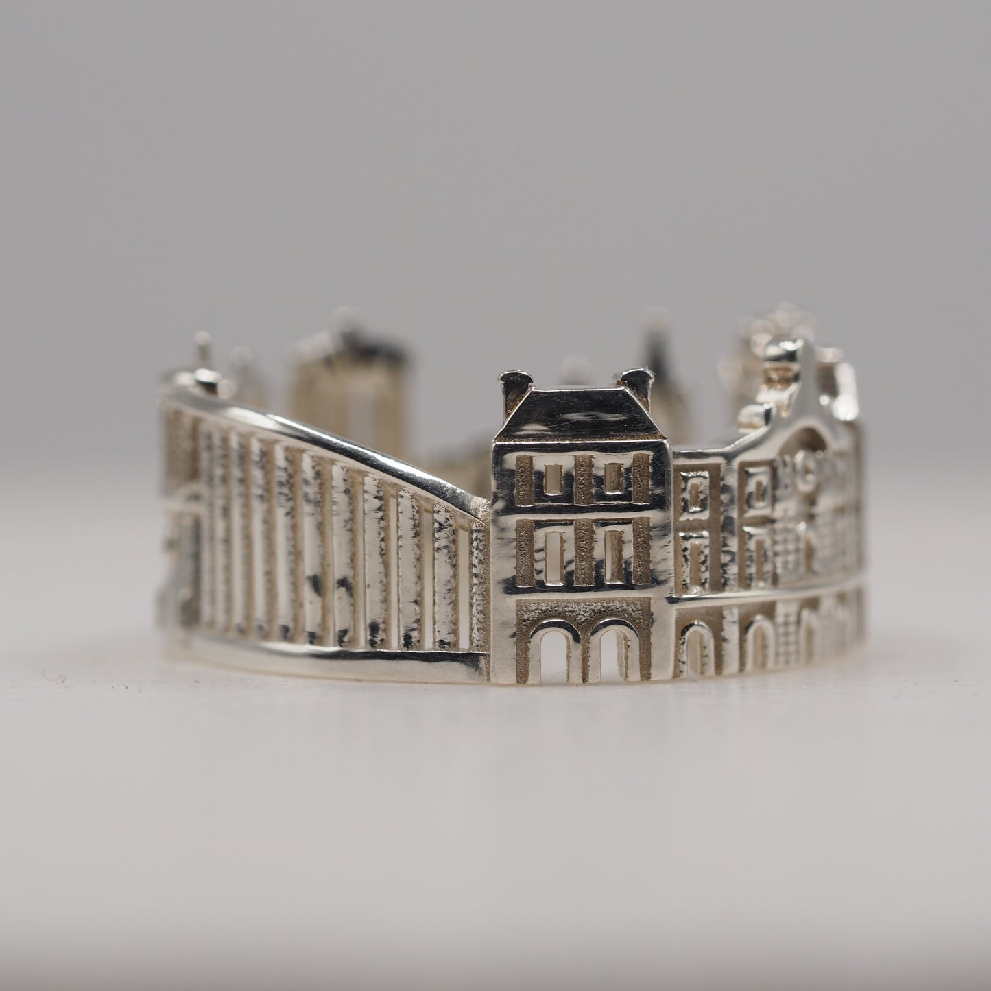 Luxembourg Ring