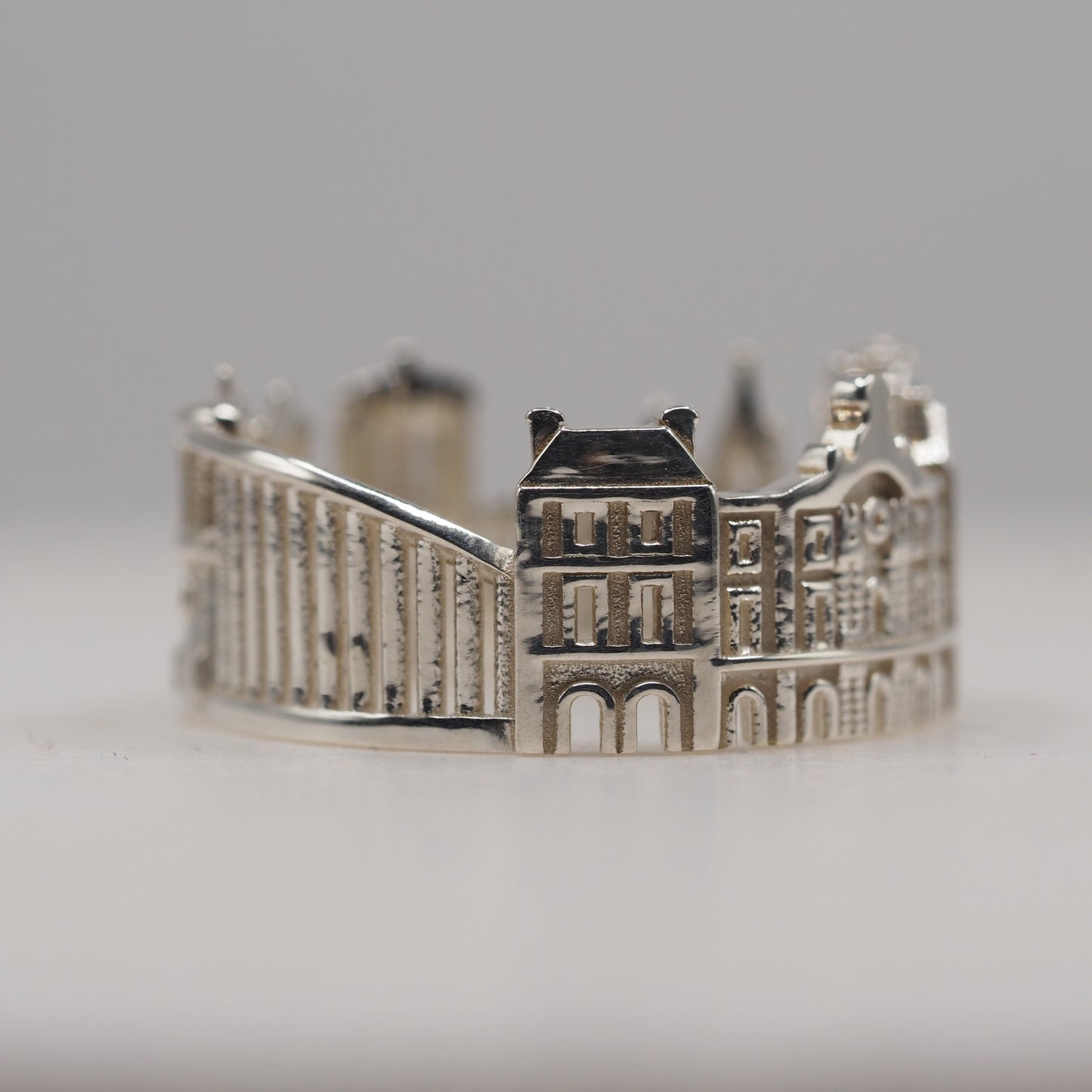 Luxembourg Ring