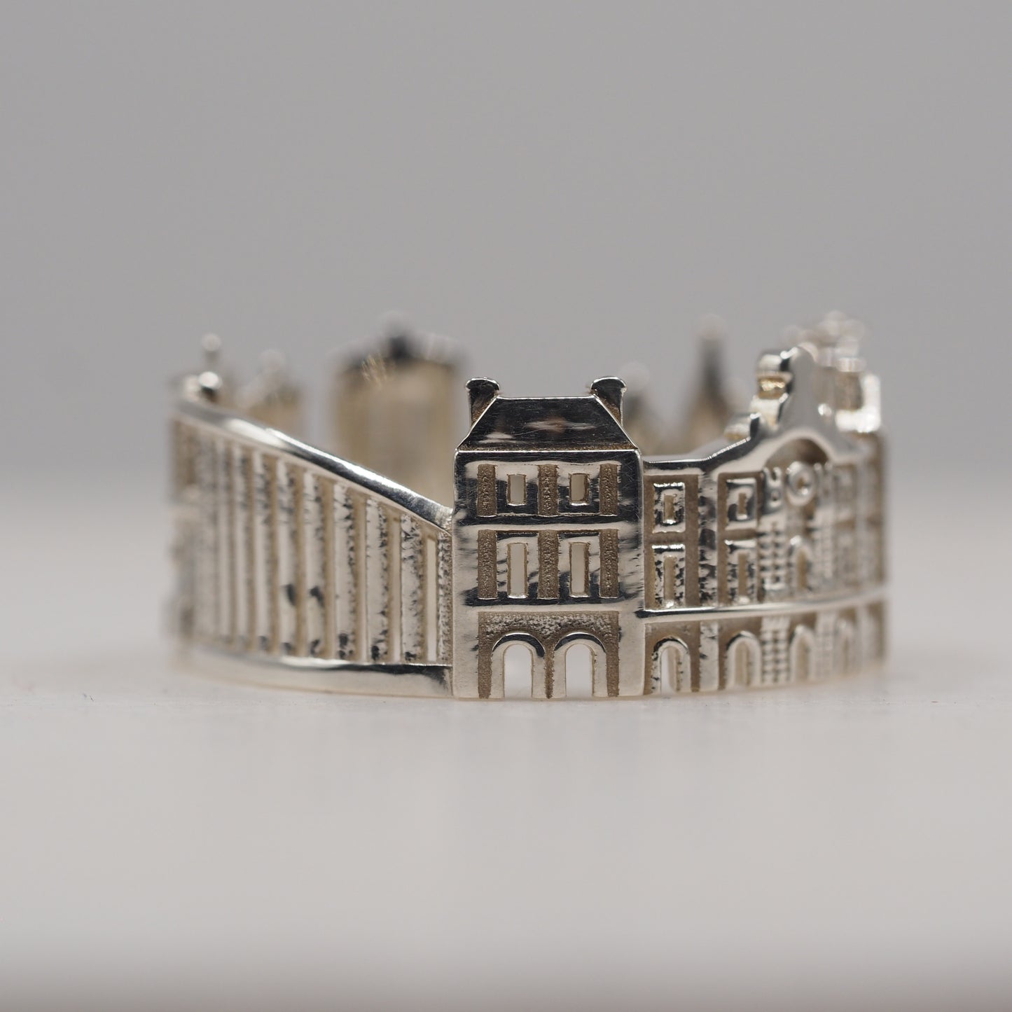 Luxembourg Ring
