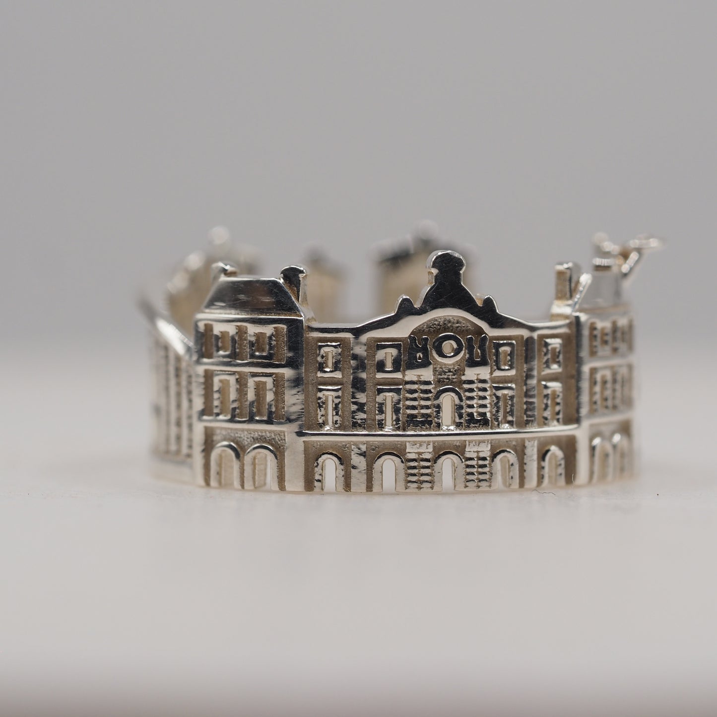 Luxembourg Ring