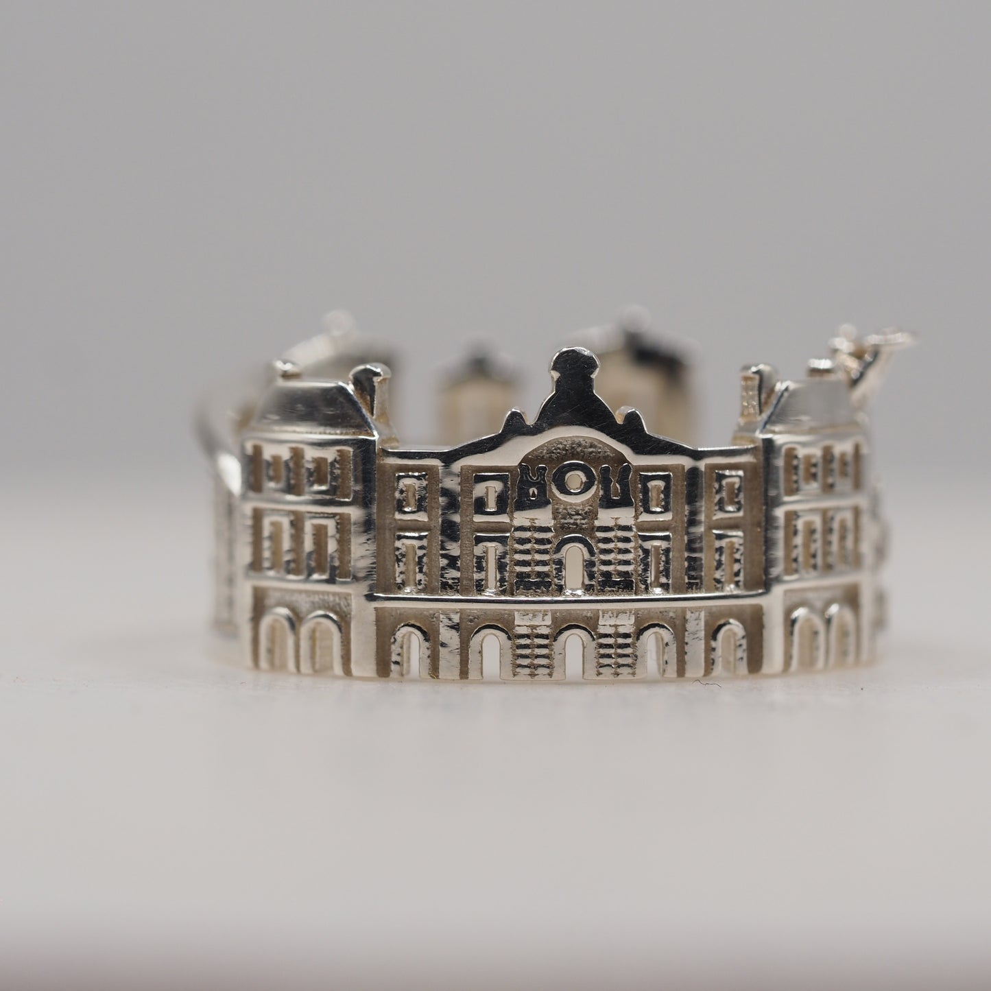 Luxembourg Ring