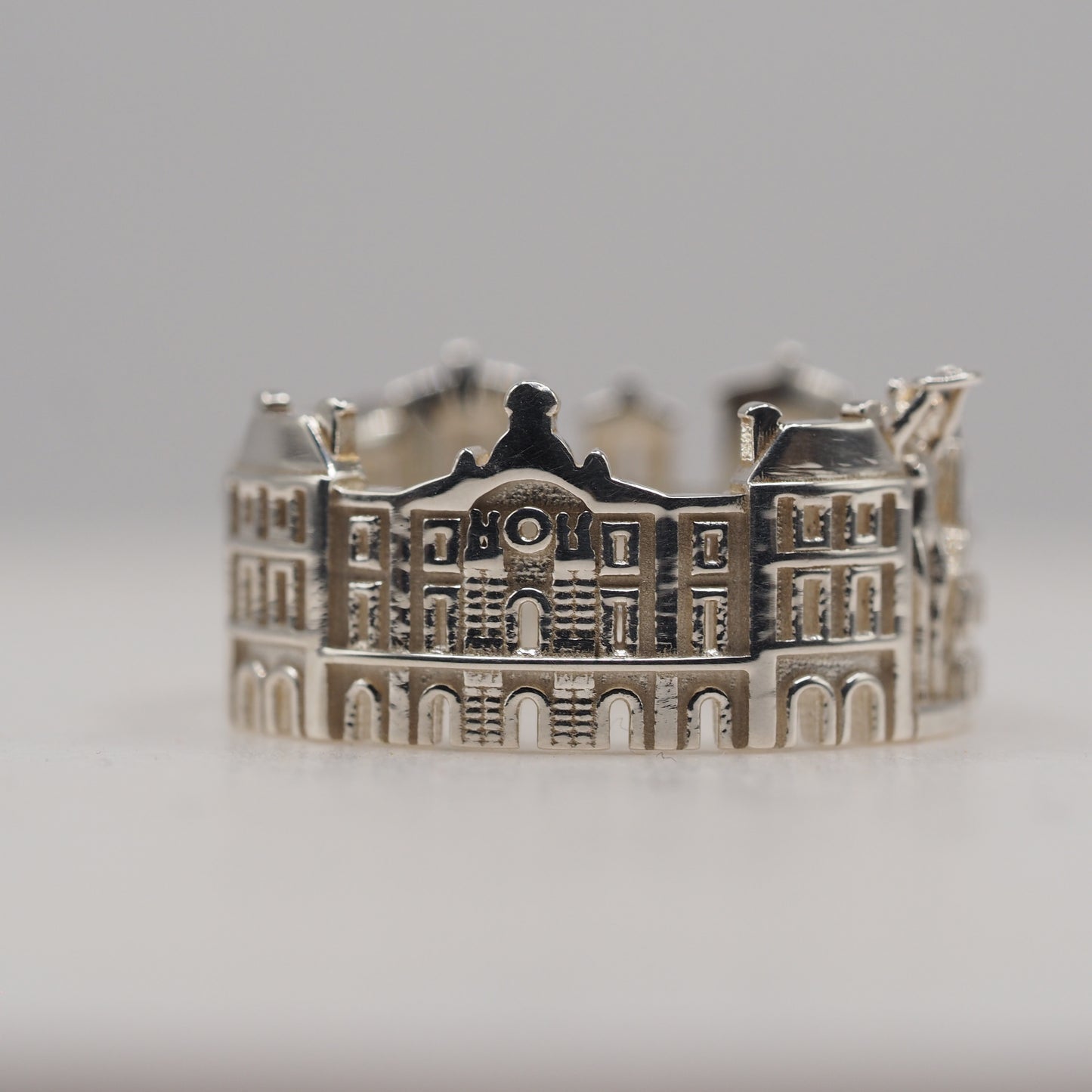 Luxembourg Ring