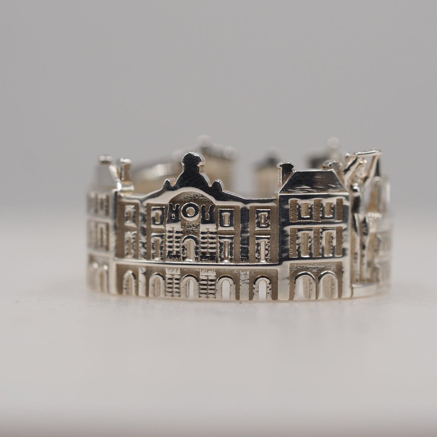 Luxembourg Ring