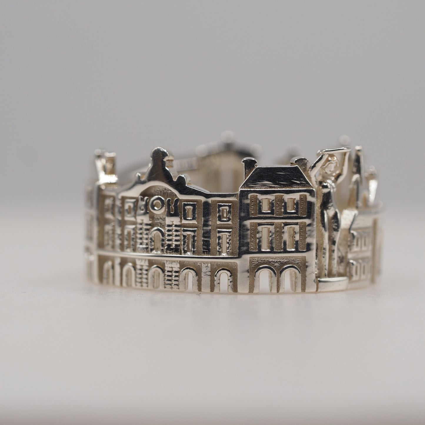 Luxembourg Ring