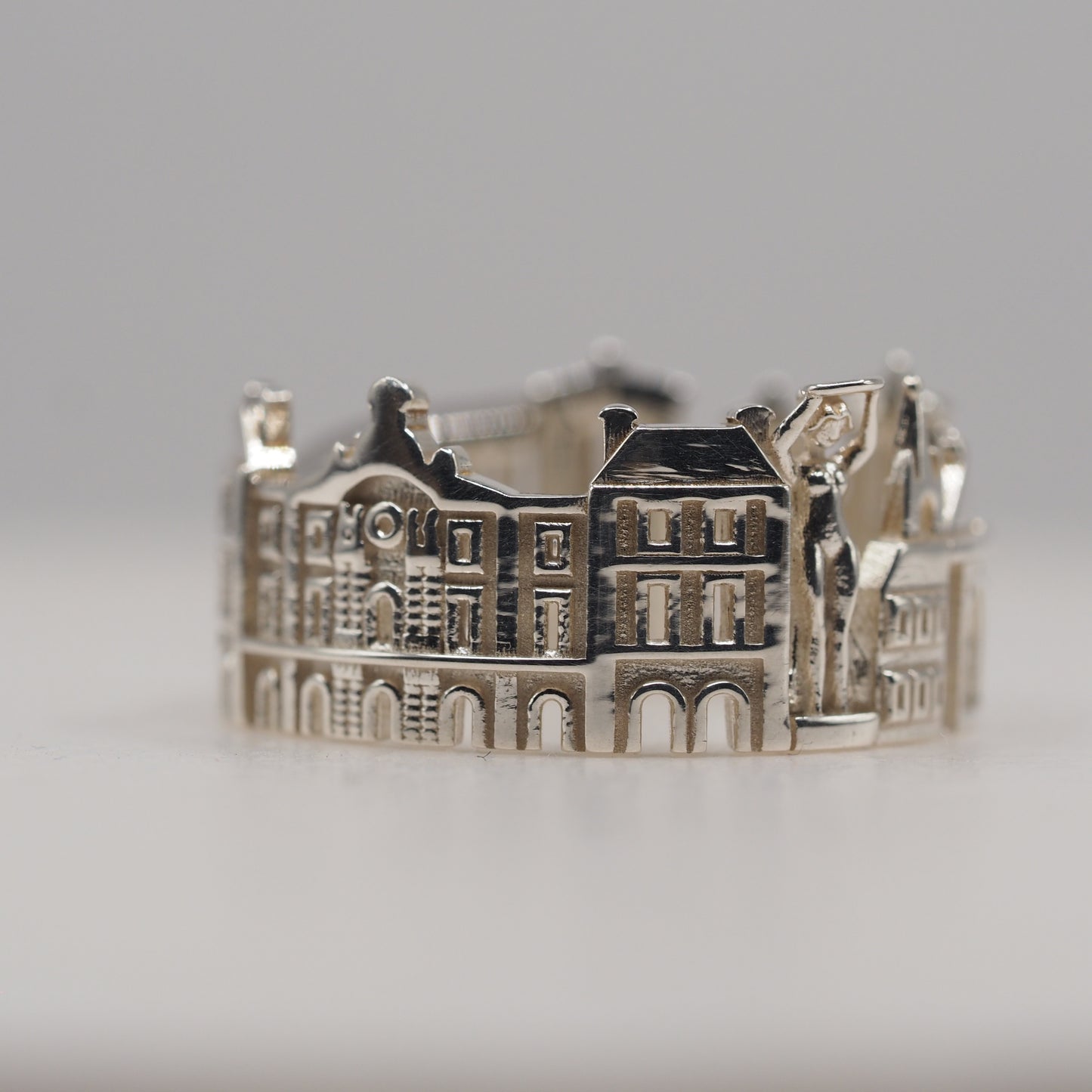 Luxembourg Ring