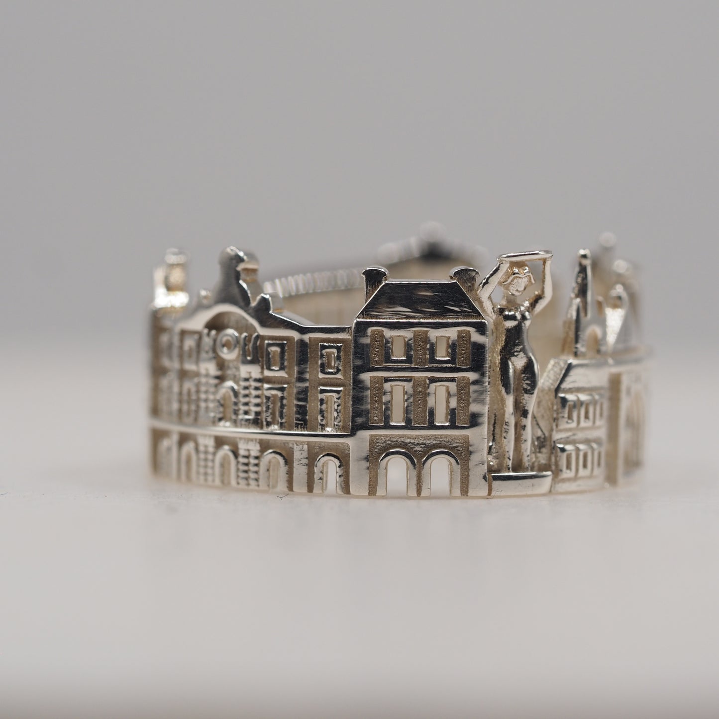 Luxembourg Ring