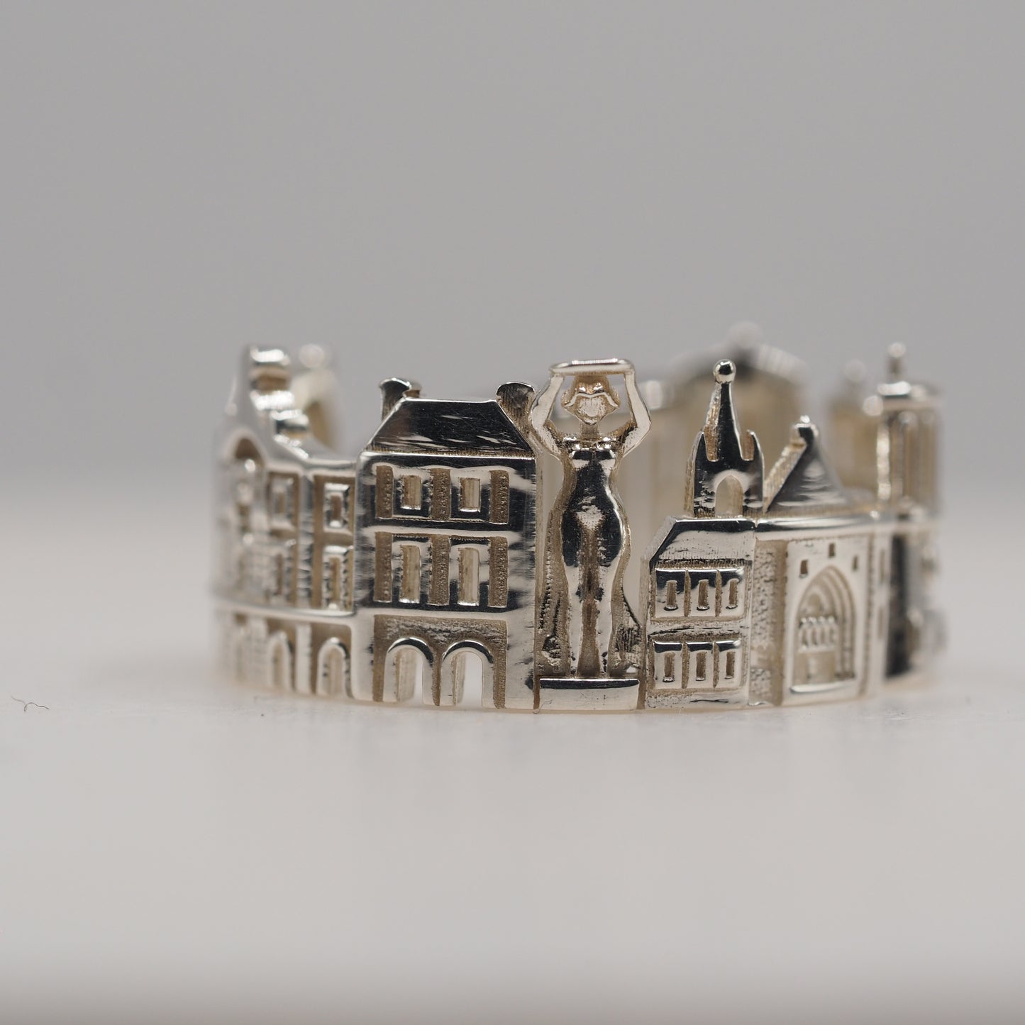 Luxembourg Ring
