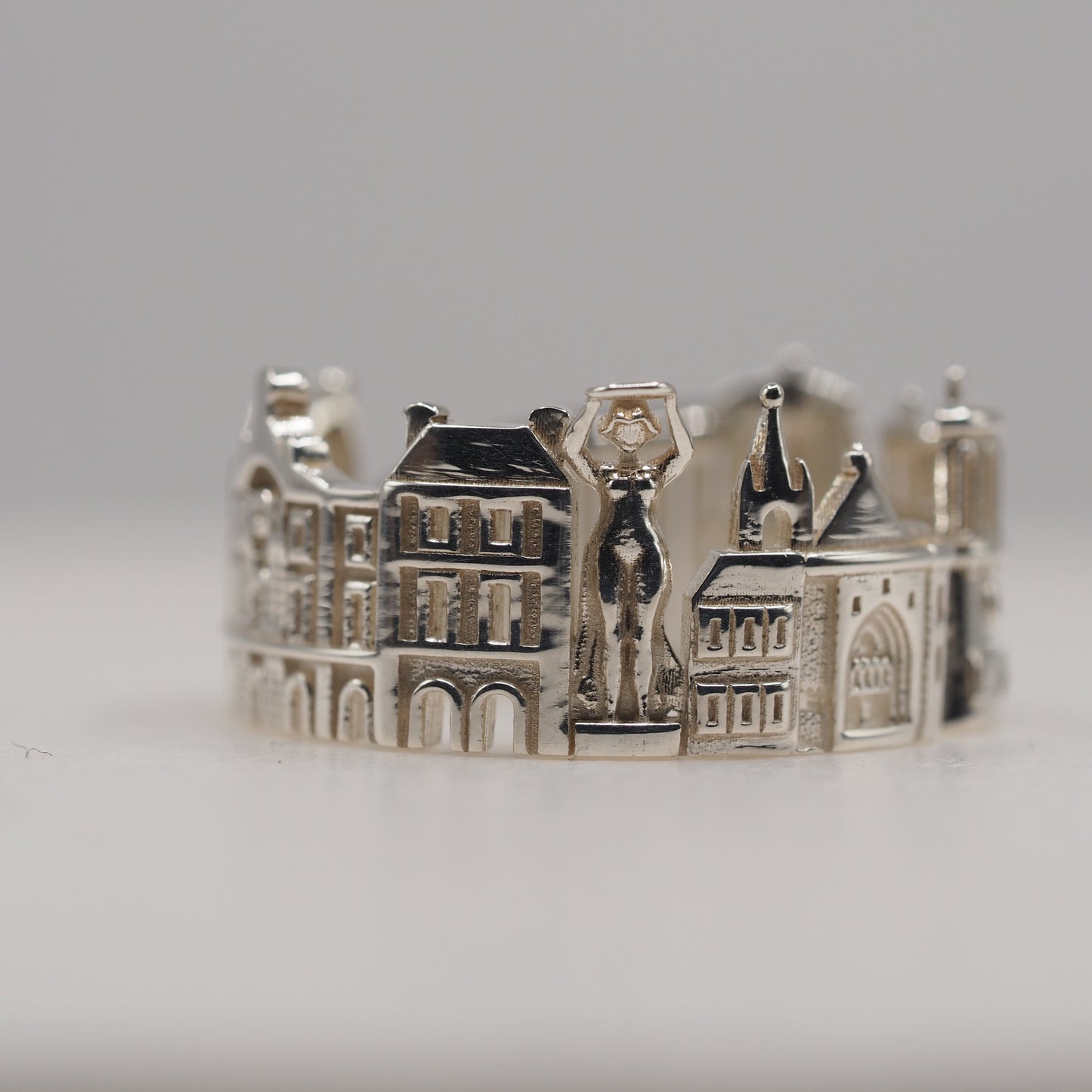 Luxembourg Ring