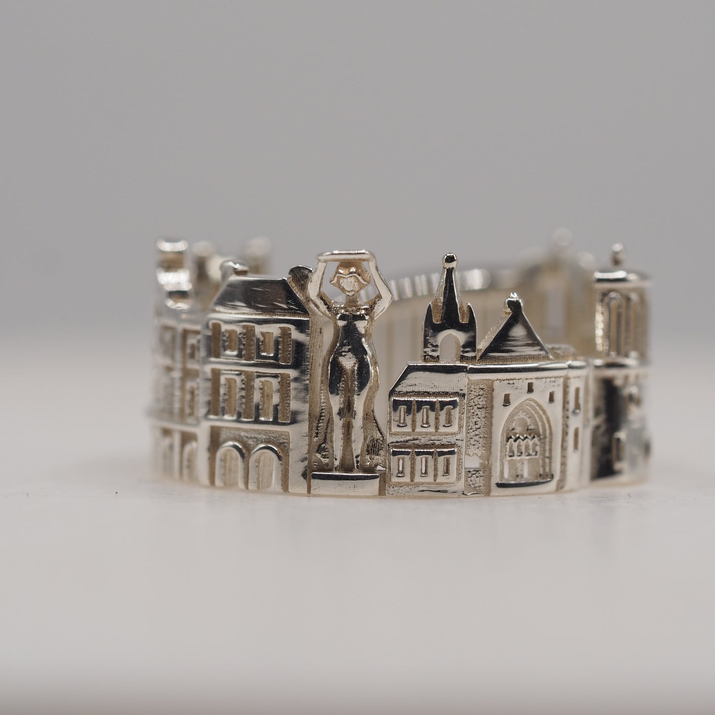 Luxembourg Ring