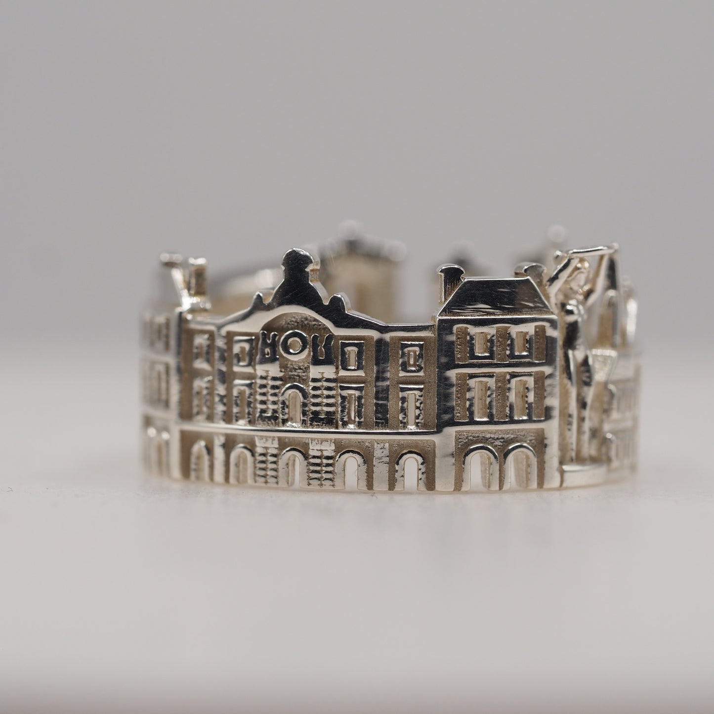 Luxembourg Ring