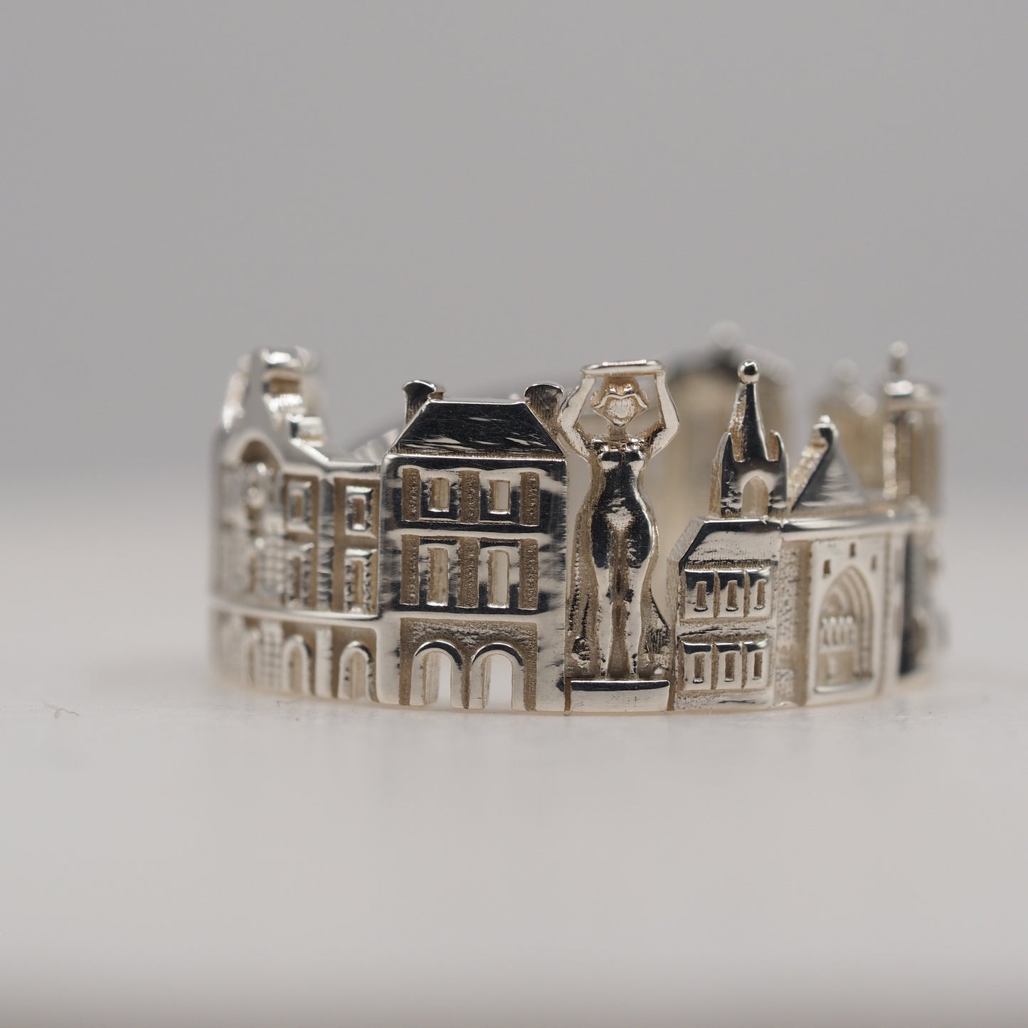 Luxembourg Ring