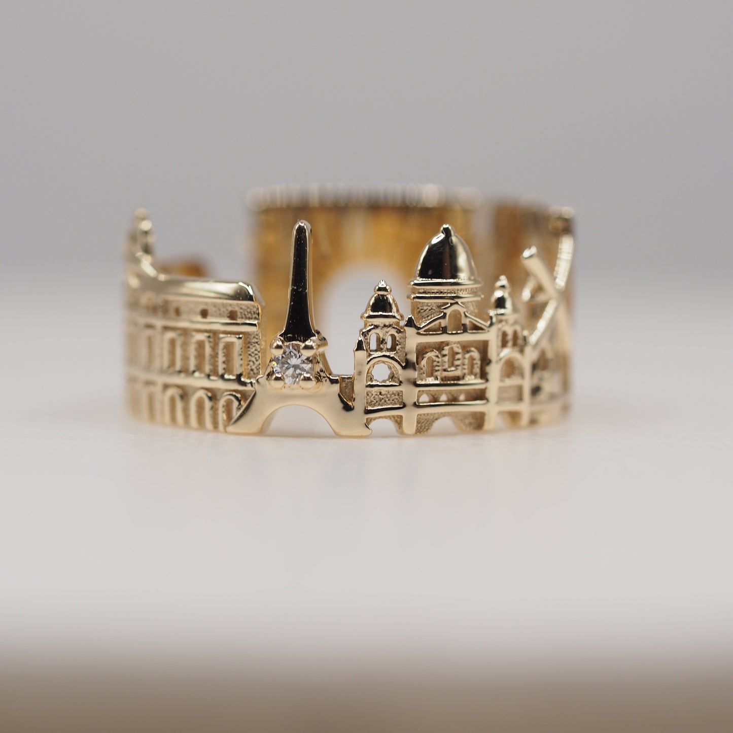 Paris Ring with 1 Diamond