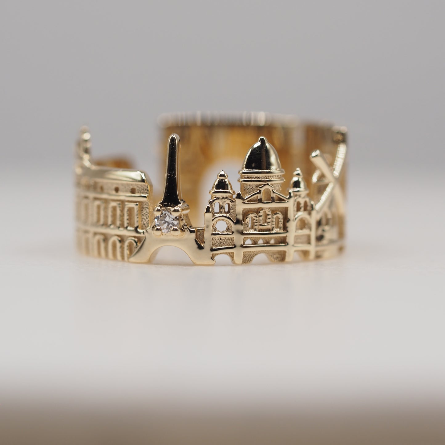 Paris Ring with 1 Diamond