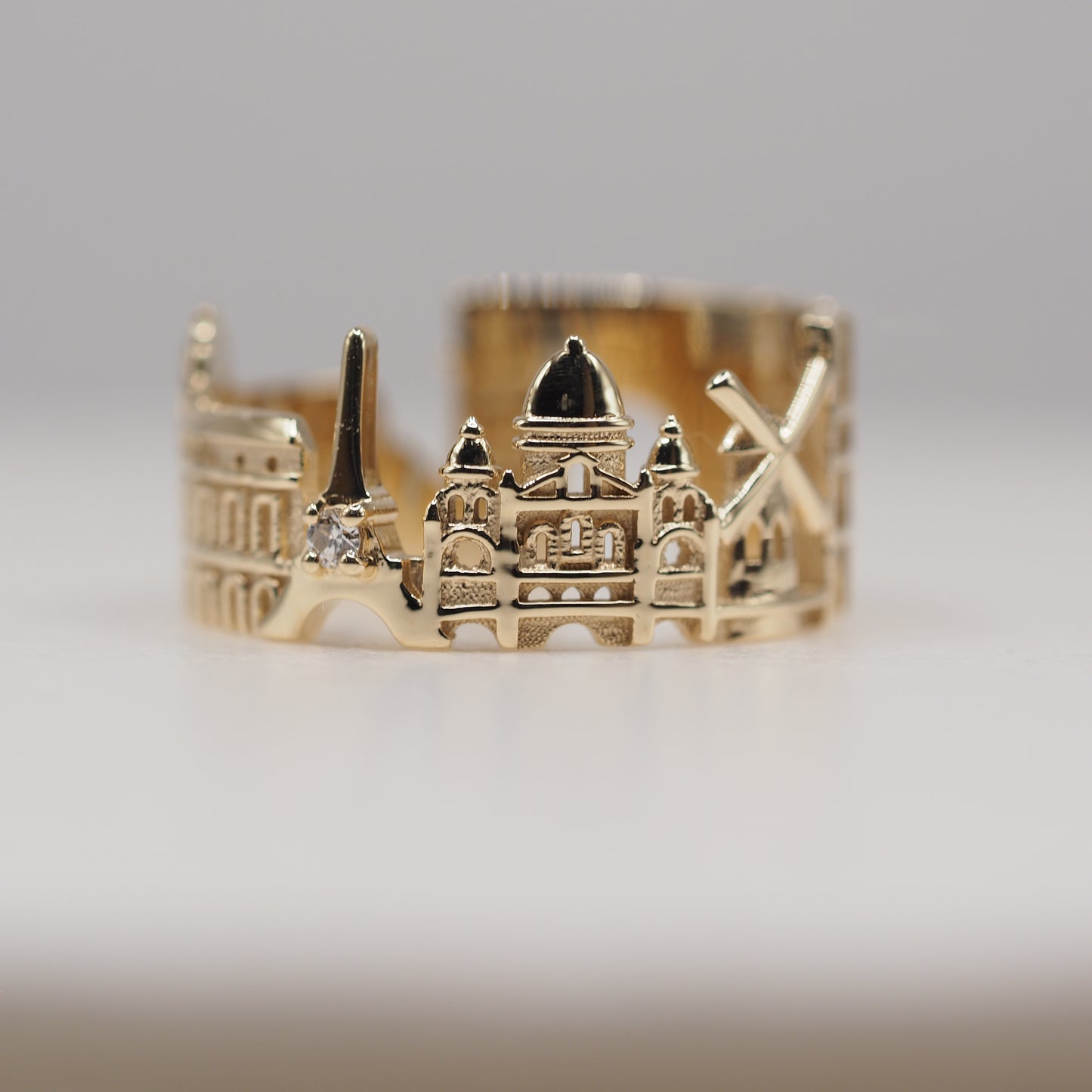 Paris Ring with 1 Diamond