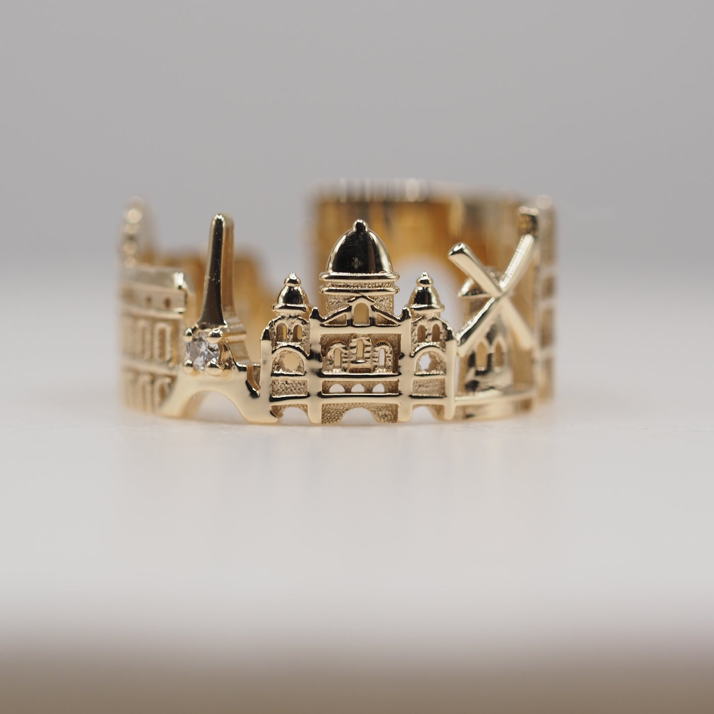 Paris Ring with 1 Diamond