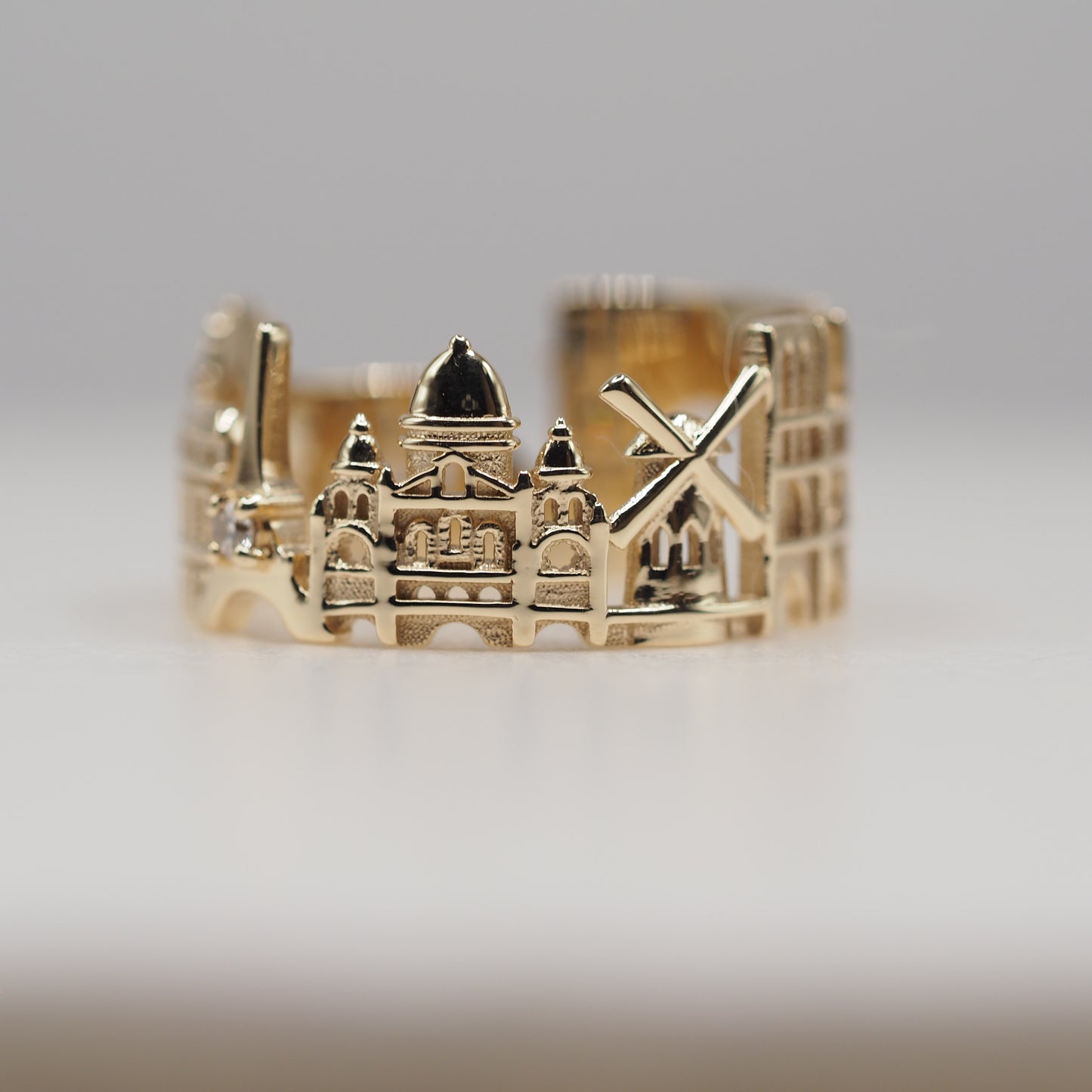 Paris Ring with 1 Diamond