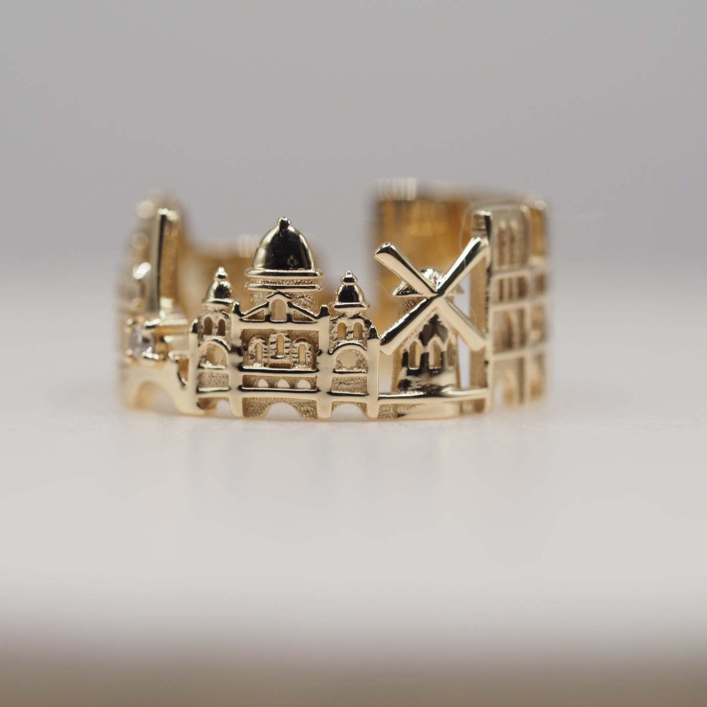 Paris Ring with 1 Diamond