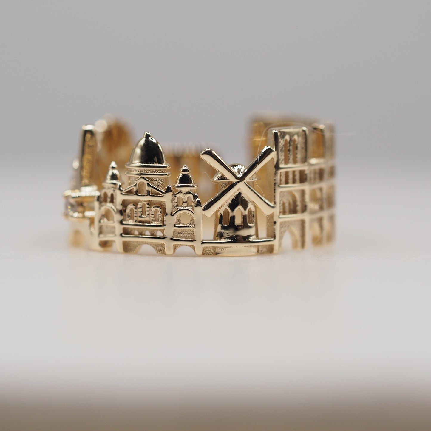 Paris Ring with 1 Diamond