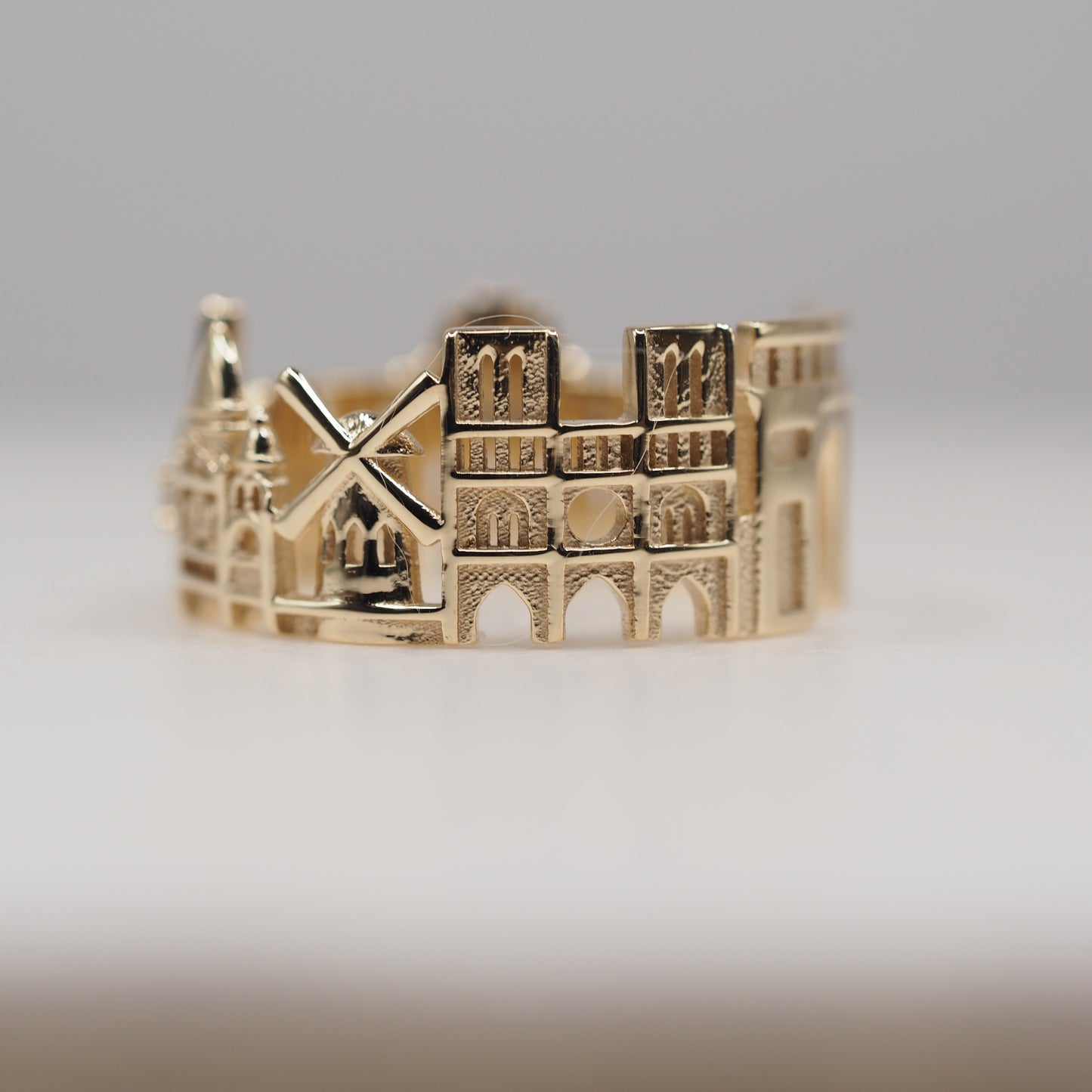 Paris Ring with 1 Diamond