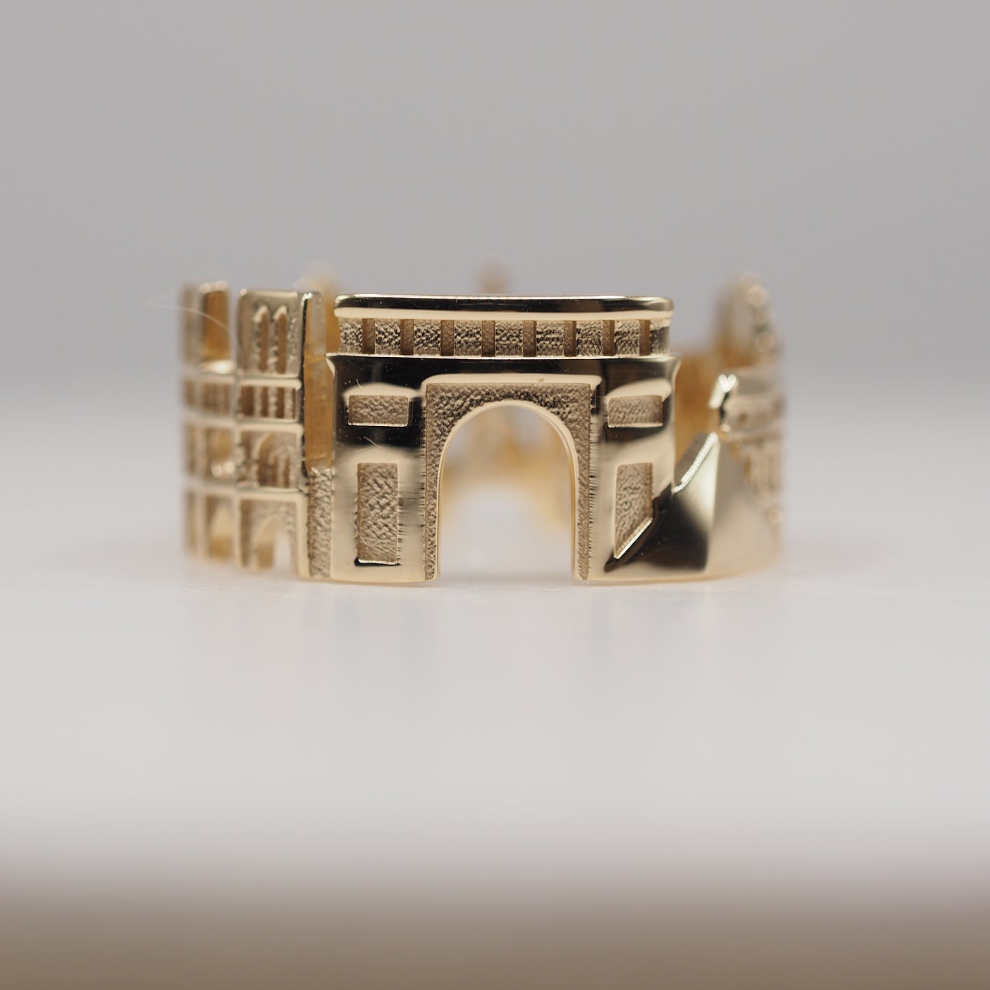 Paris Ring with 1 Diamond