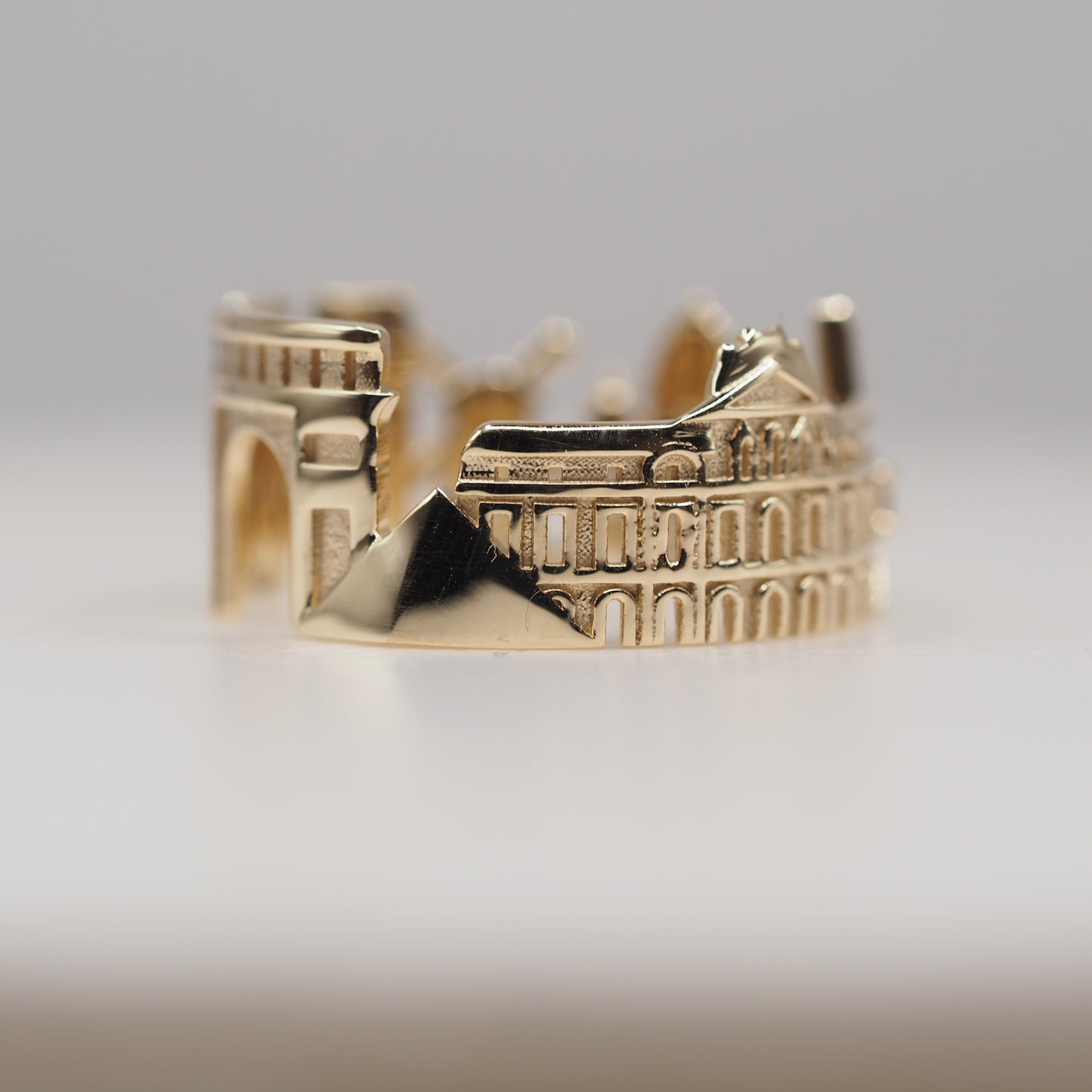 Paris Ring with 1 Diamond