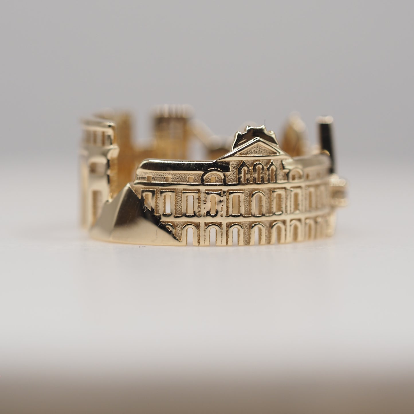 Paris Ring with 1 Diamond