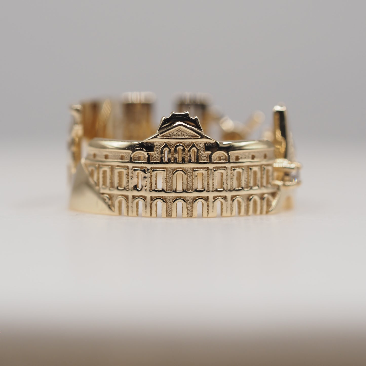 Paris Ring with 1 Diamond