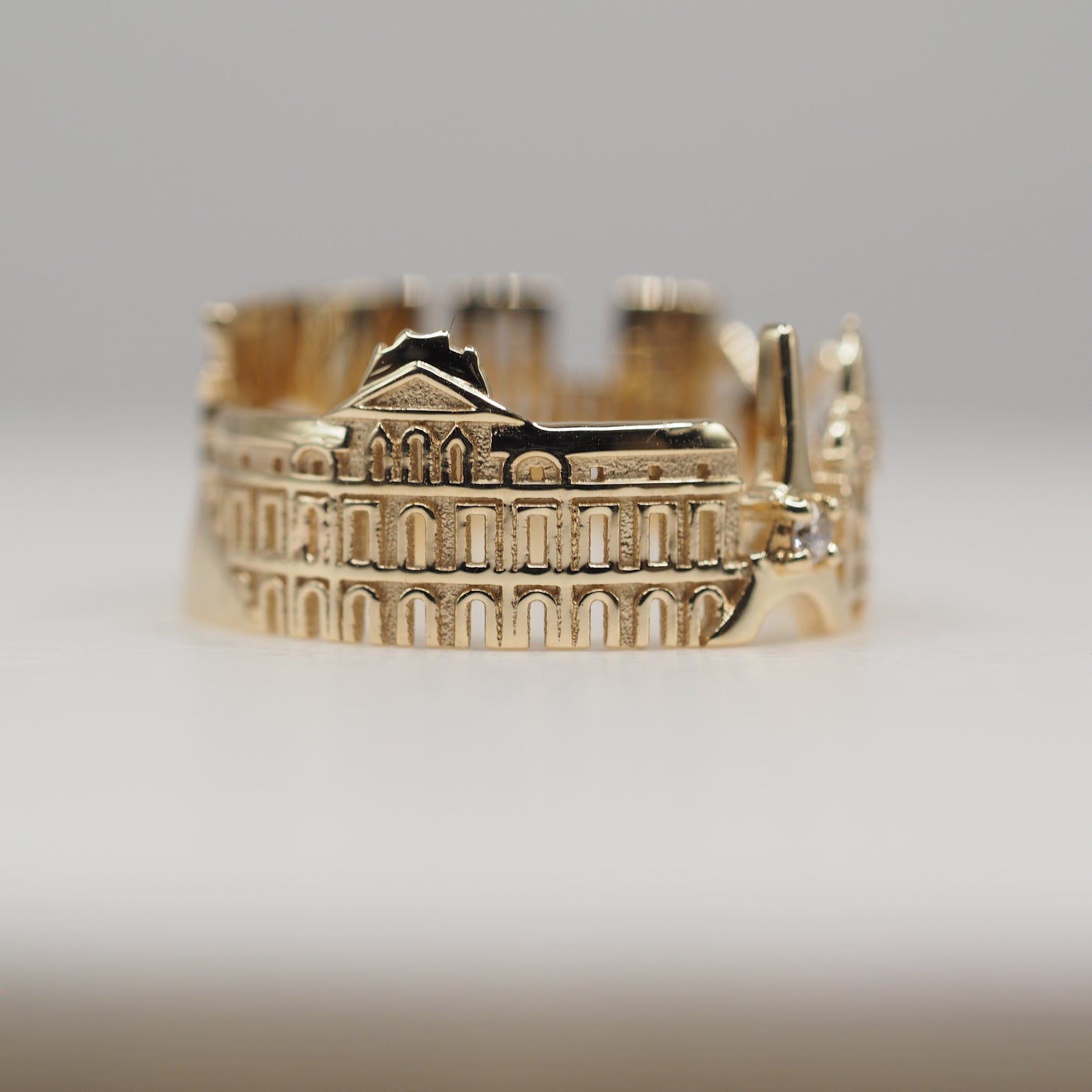 Paris Ring with 1 Diamond