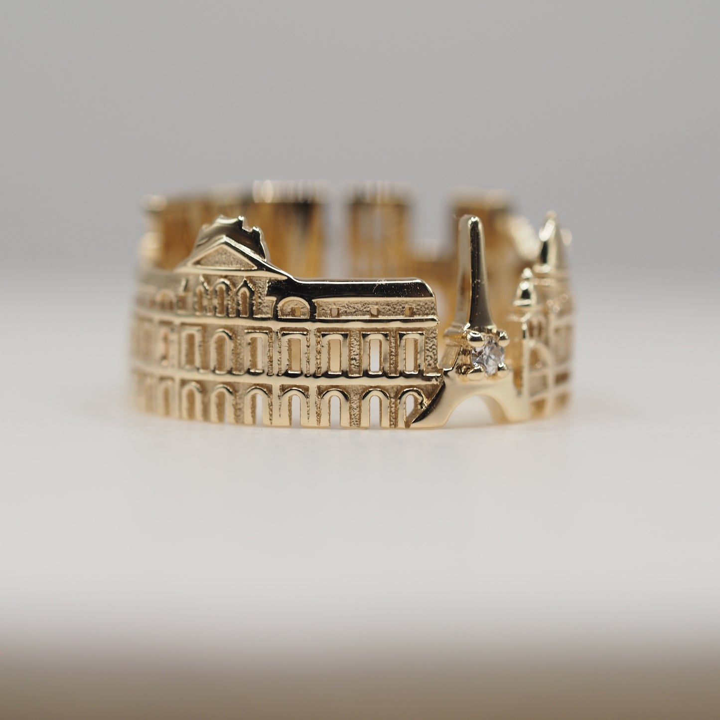 Paris Ring with 1 Diamond