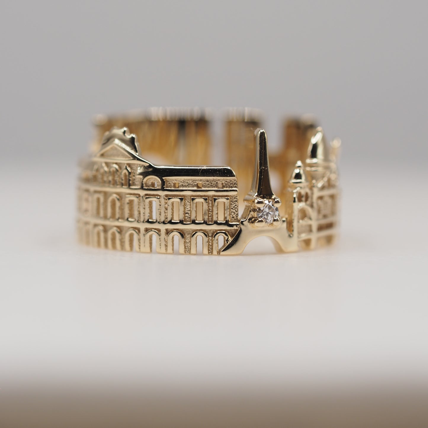 Paris Ring with 1 Diamond