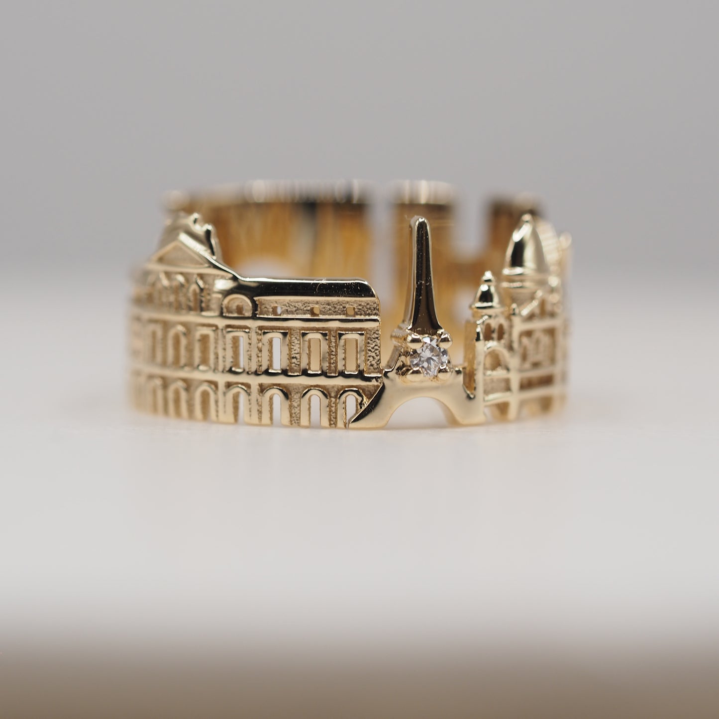 Paris Ring with 1 Diamond