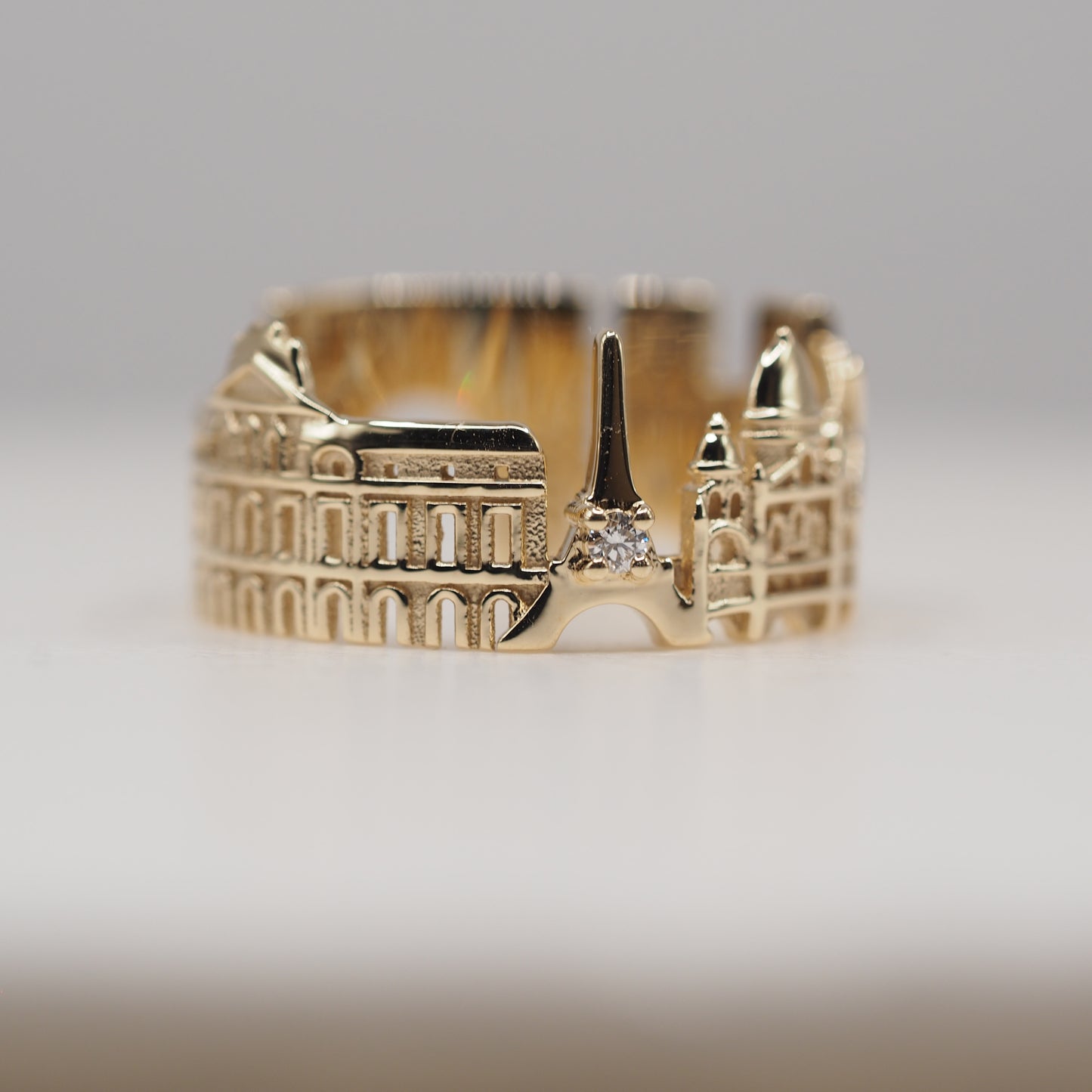 Paris Ring with 1 Diamond