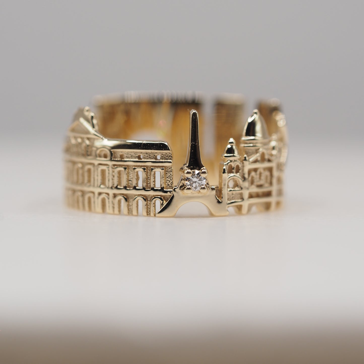Paris Ring with 1 Diamond