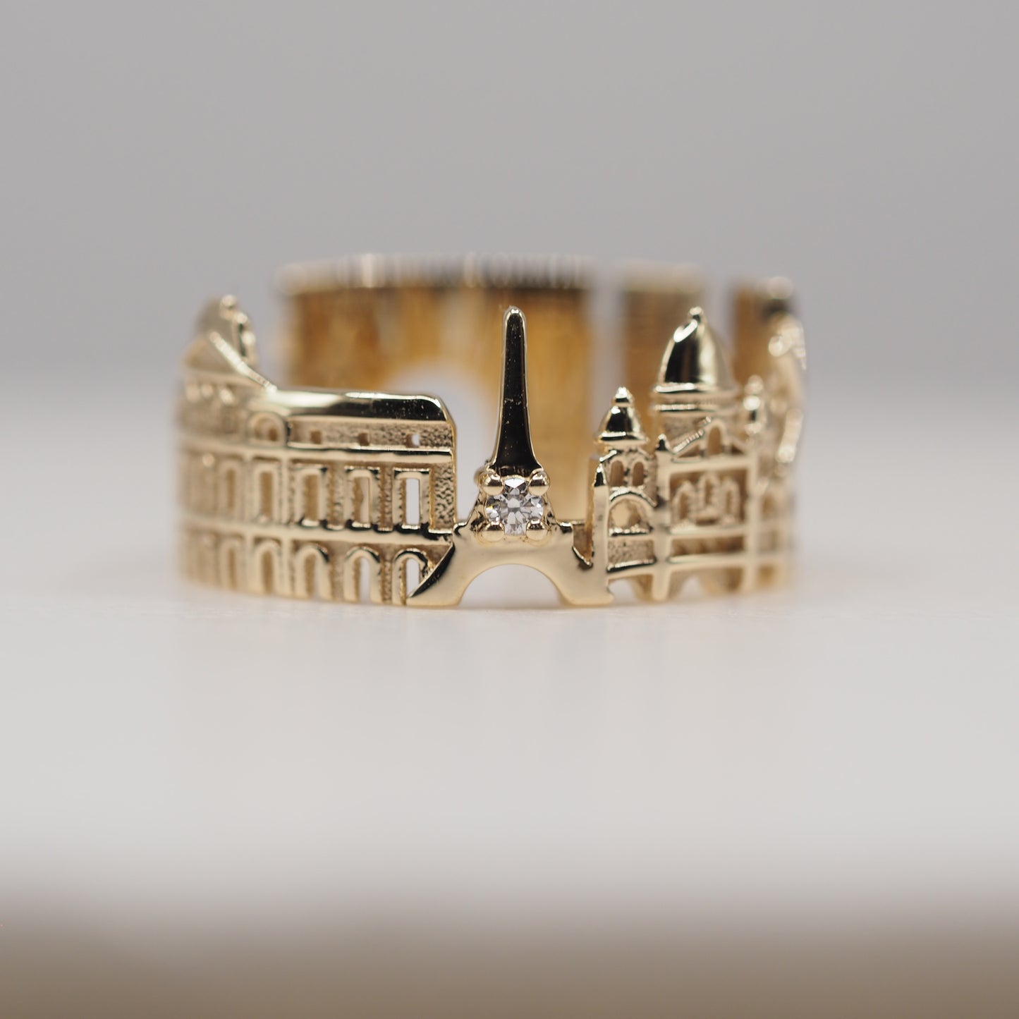 Paris Ring with 1 Diamond