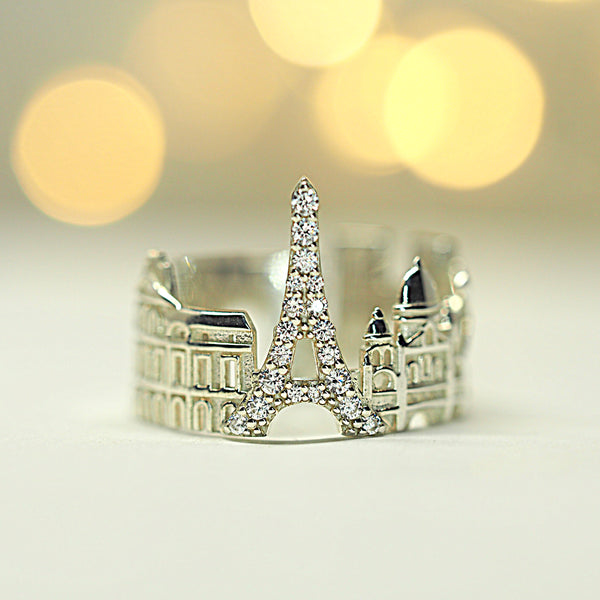 Paris Ring with many Diamonds