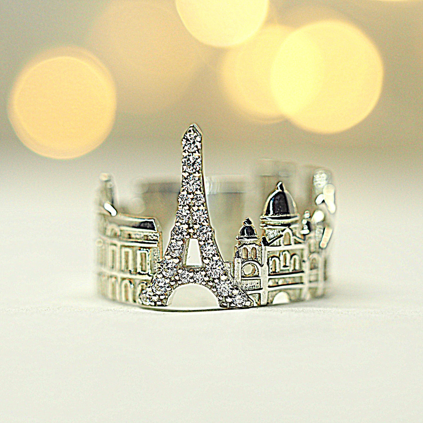 Paris Ring with many Diamonds