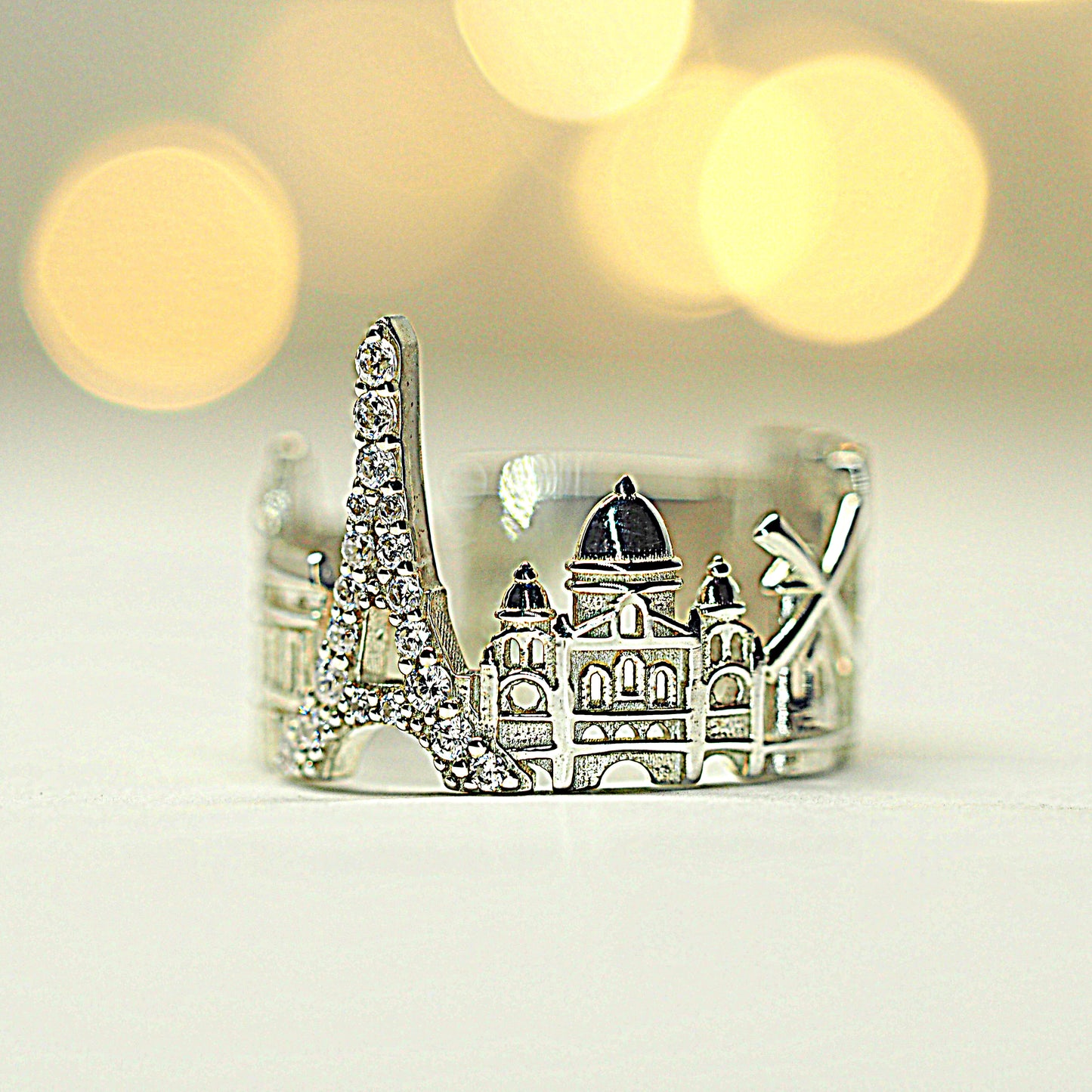 Paris Ring with many Diamonds