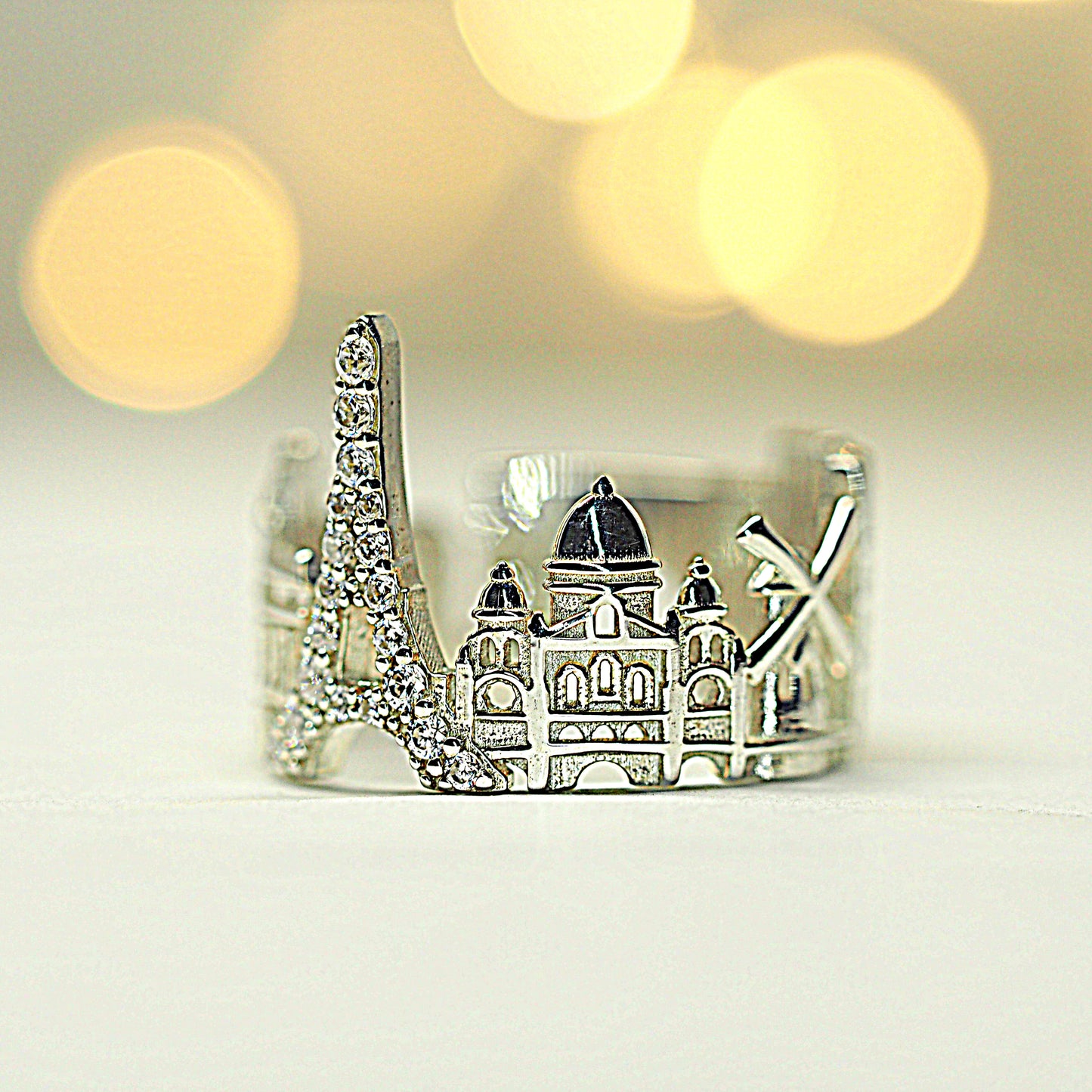 Paris Ring with many Diamonds