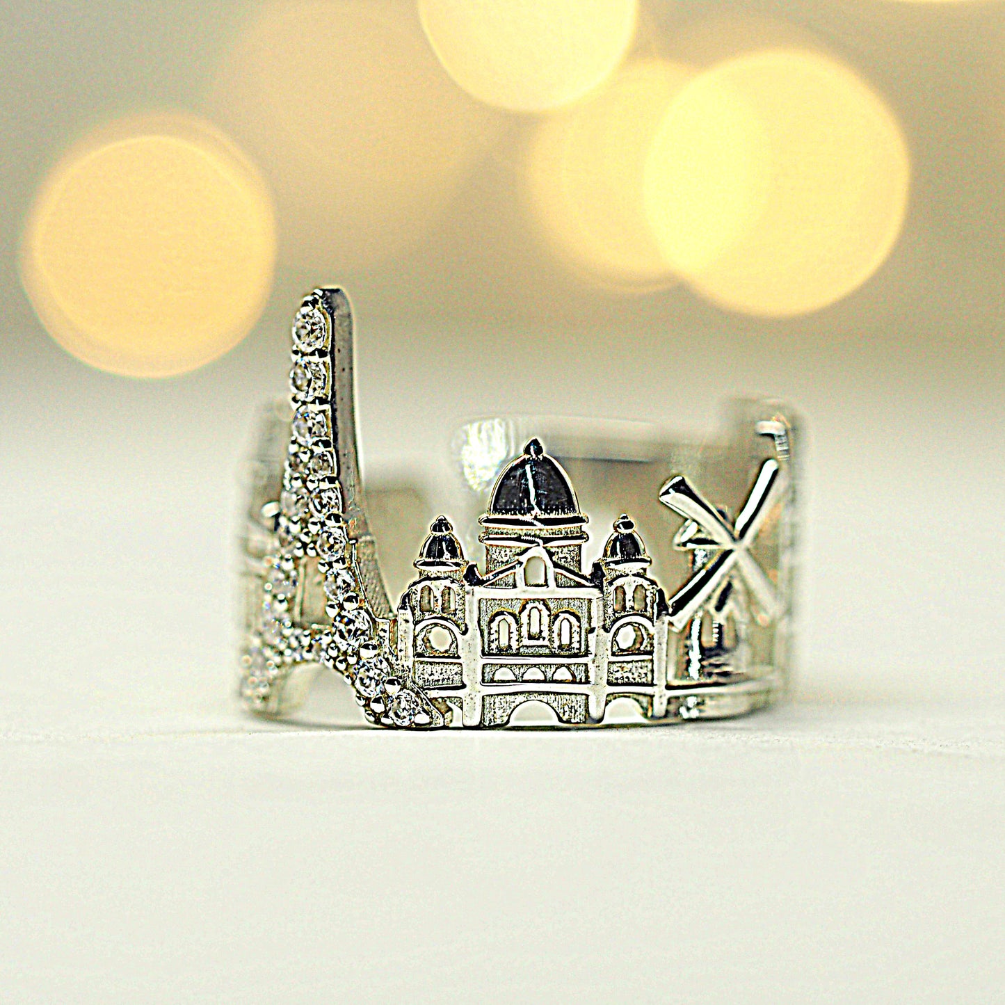 Paris Ring with many Diamonds