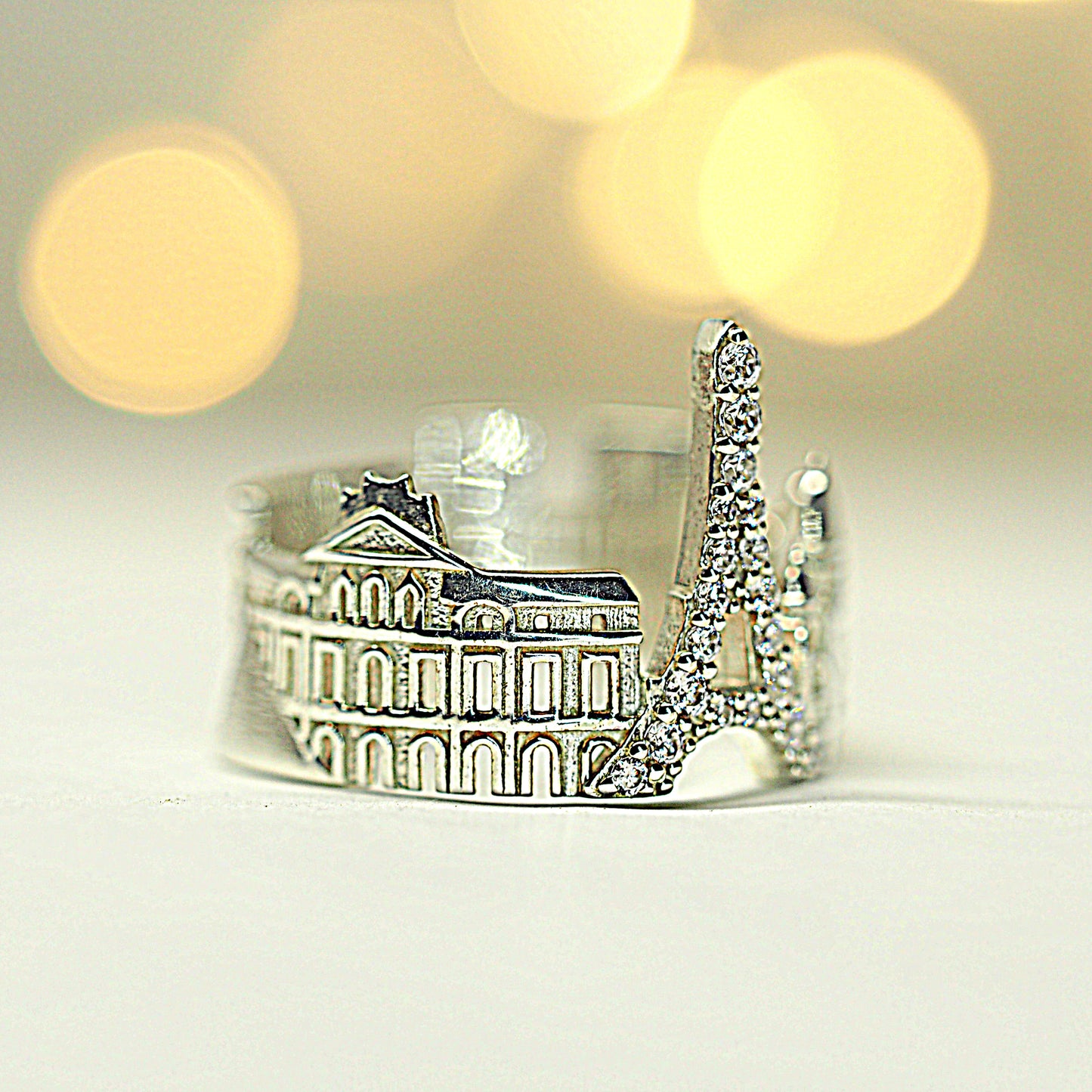 Paris Ring with many Diamonds